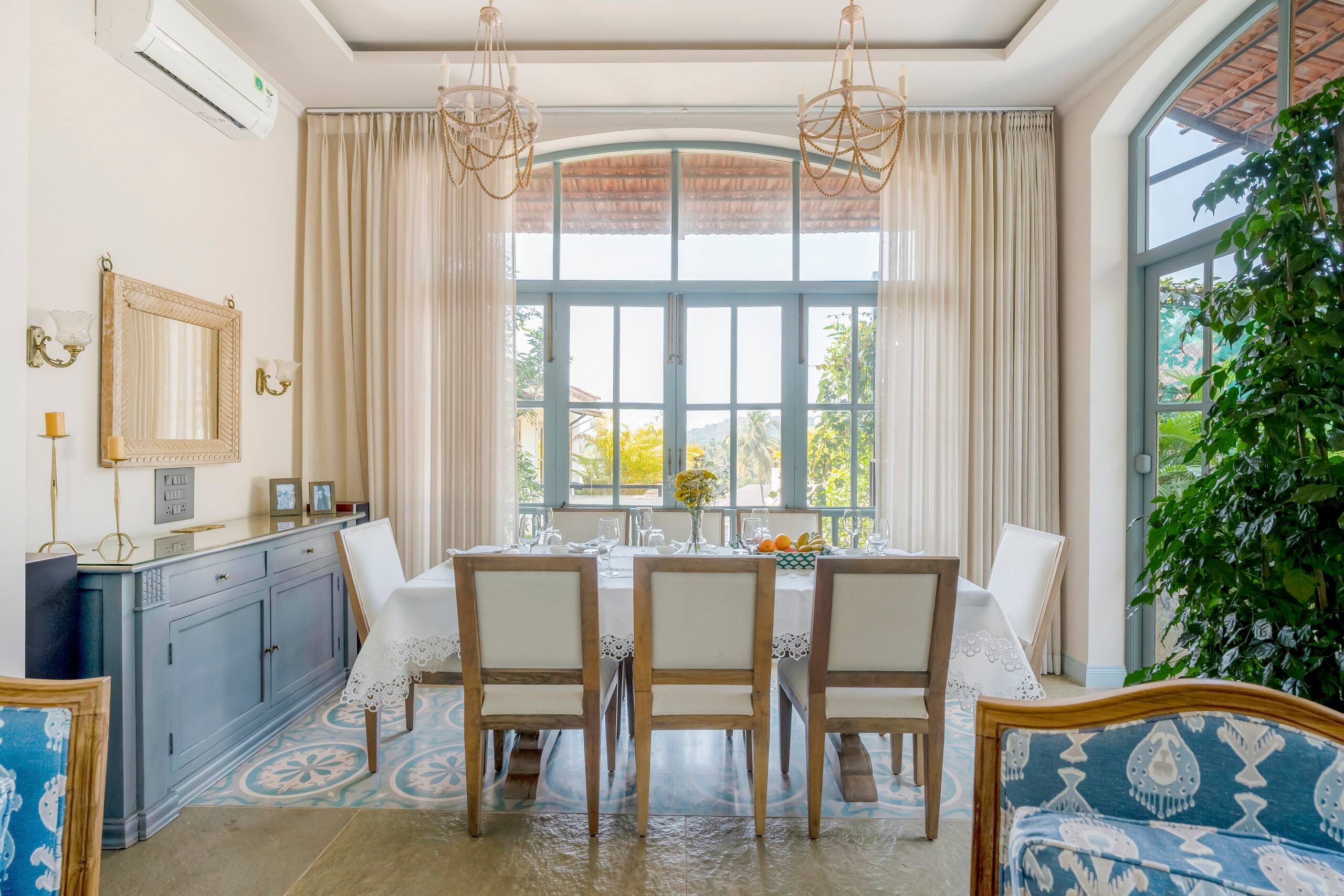 Lindsay Manor | Casa Malaga-Pool | Designer Villa 15