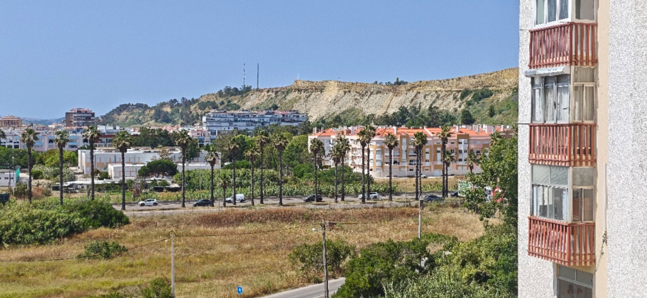 Serenity in Costa da Caparica 35