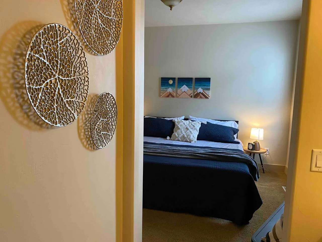✦PET FRIENDLY✦SPACIOUS✦Home Away From Home 9