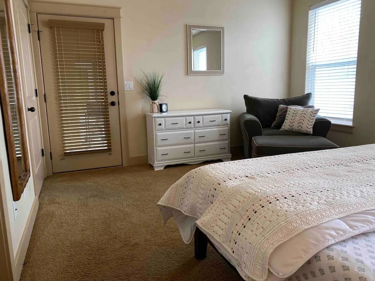 ✦PET FRIENDLY✦SPACIOUS✦Home Away From Home 7