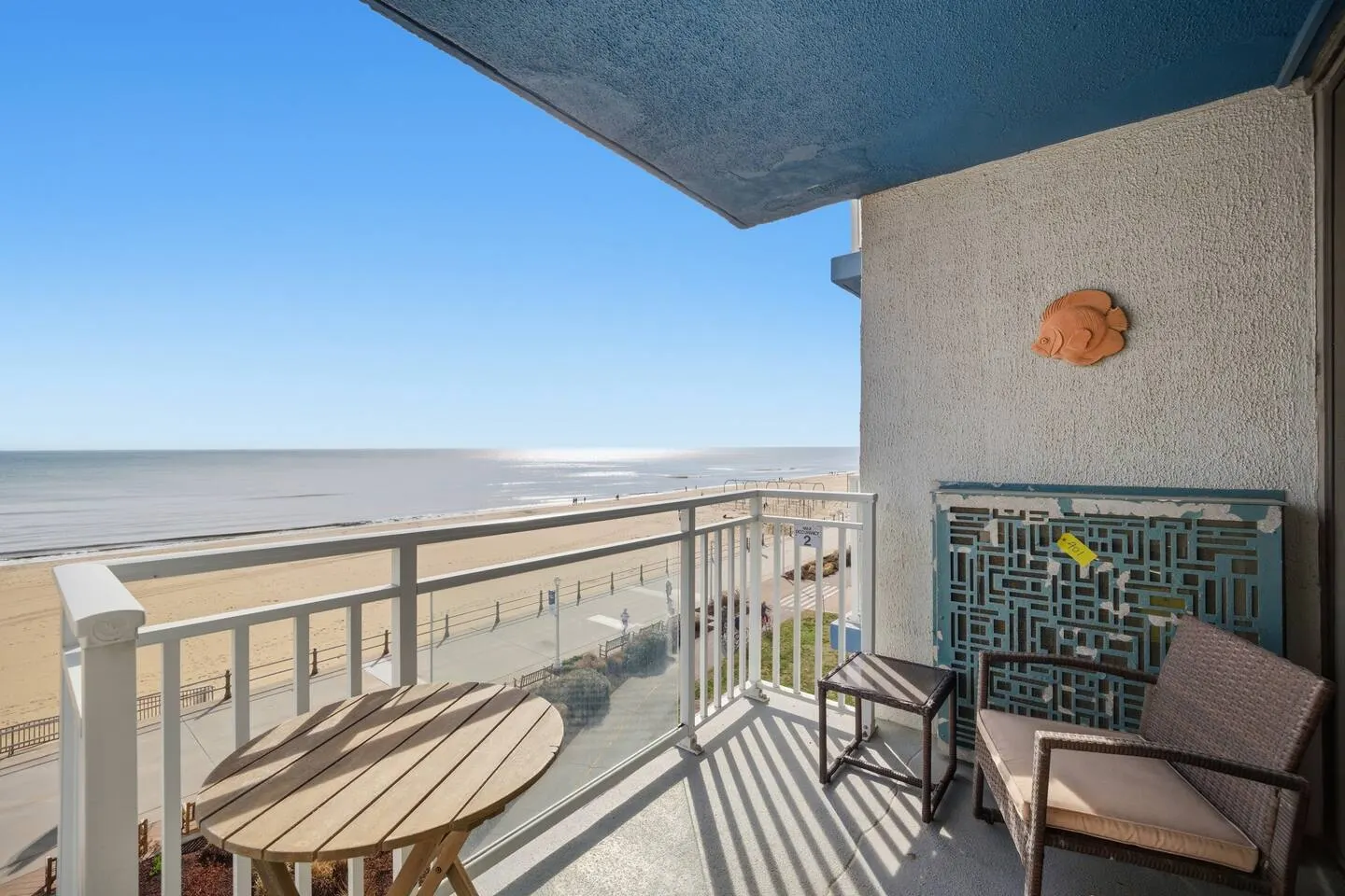 Virginia Beach Oceanfront Condo Balcony + Pool 15