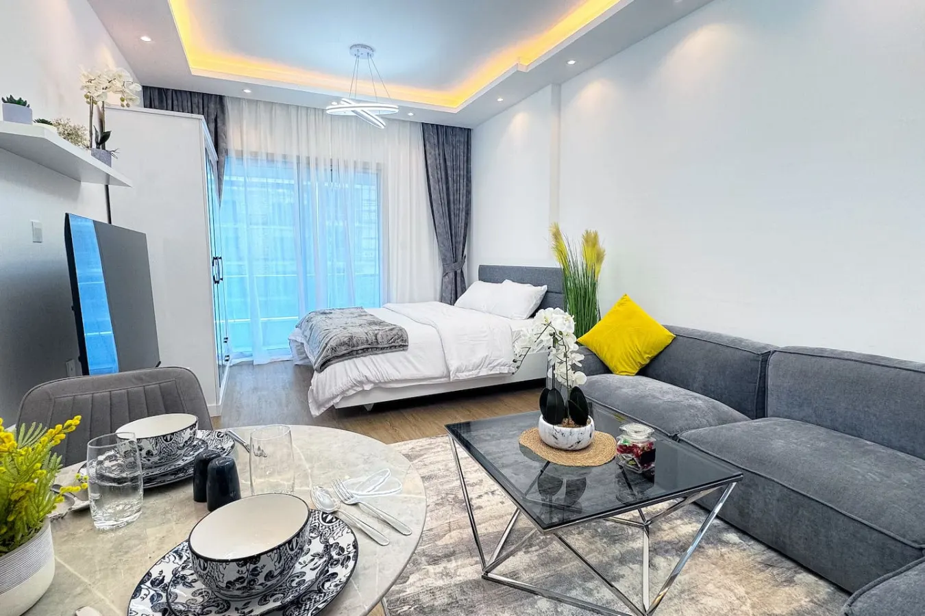 Dubai Marina - Modern classic Studio Apartment