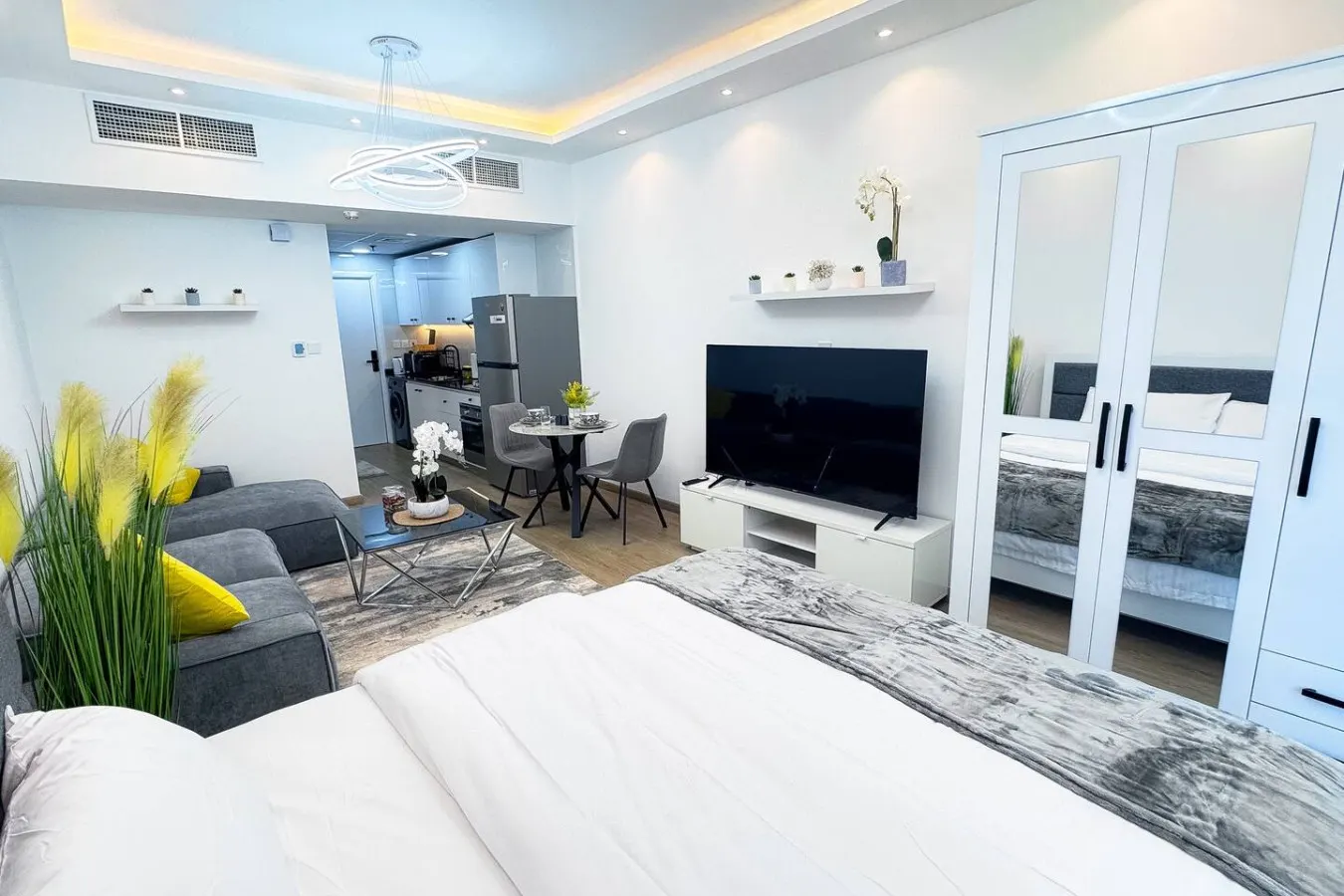 Dubai Marina - Modern classic Studio Apartment 13
