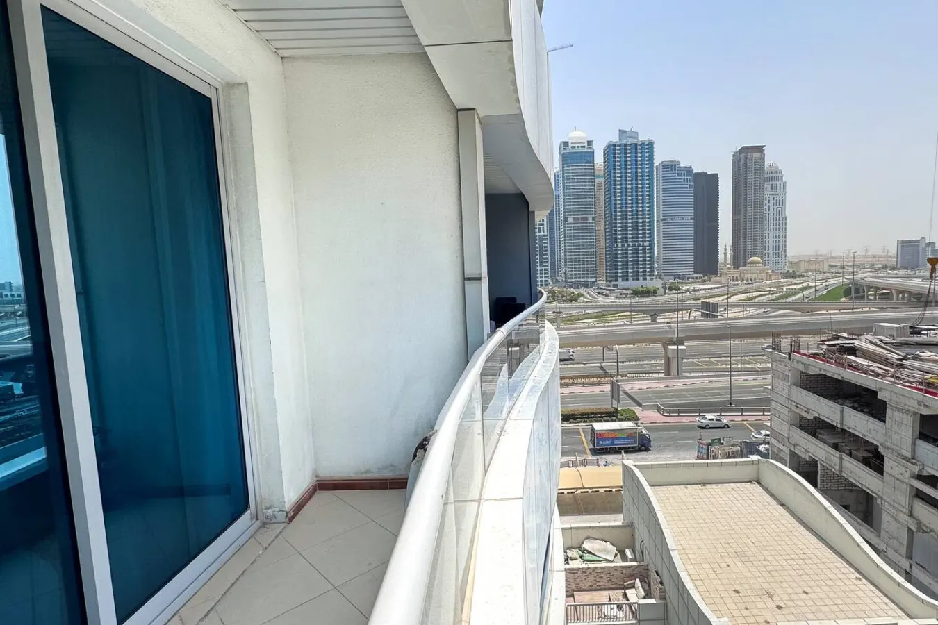 Dubai Marina - Modern classic Studio Apartment — photo 3