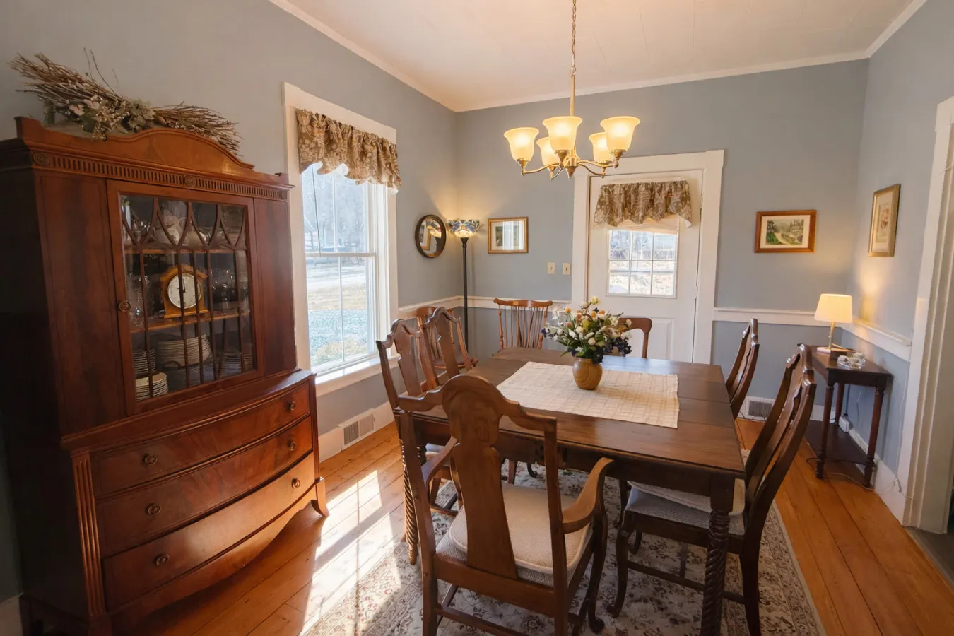 The Pritham House | Pet-Friendly, Public Beach & Dining — photo 3