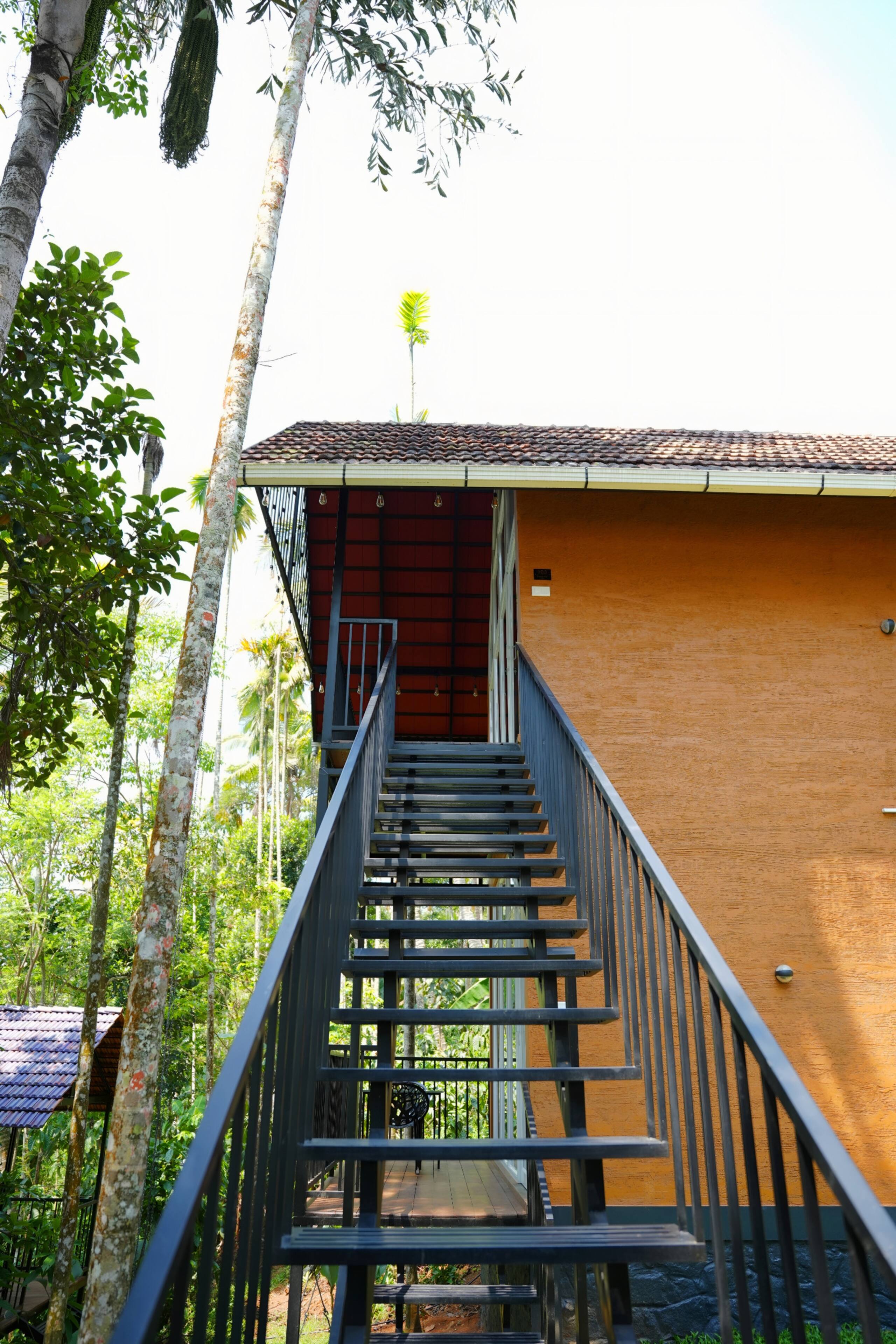 Individual Villa with Balcony - The Bliss 28