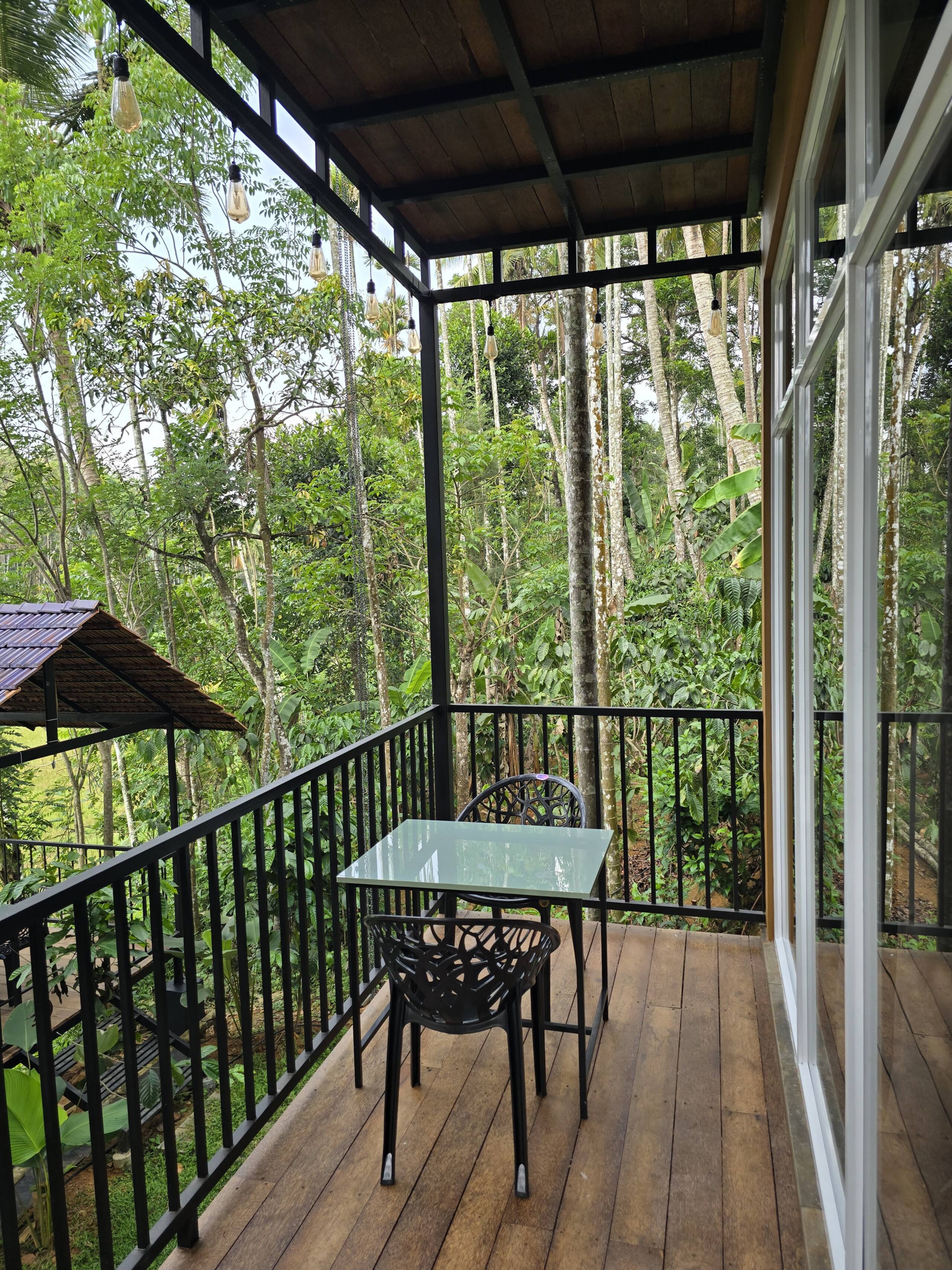 Individual Villa with Balcony - The Bliss 7