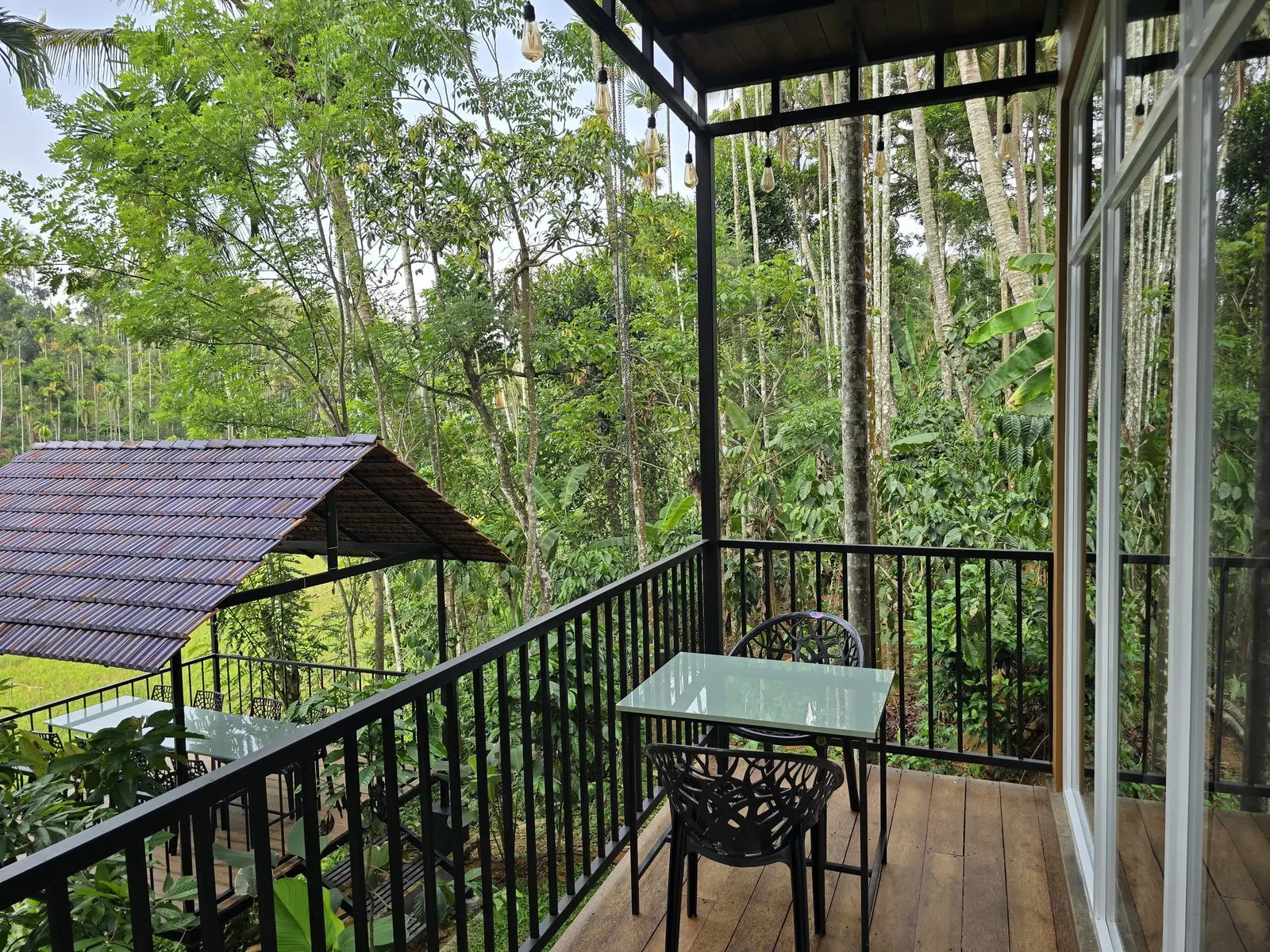 Individual Villa with Balcony - The Bliss 2