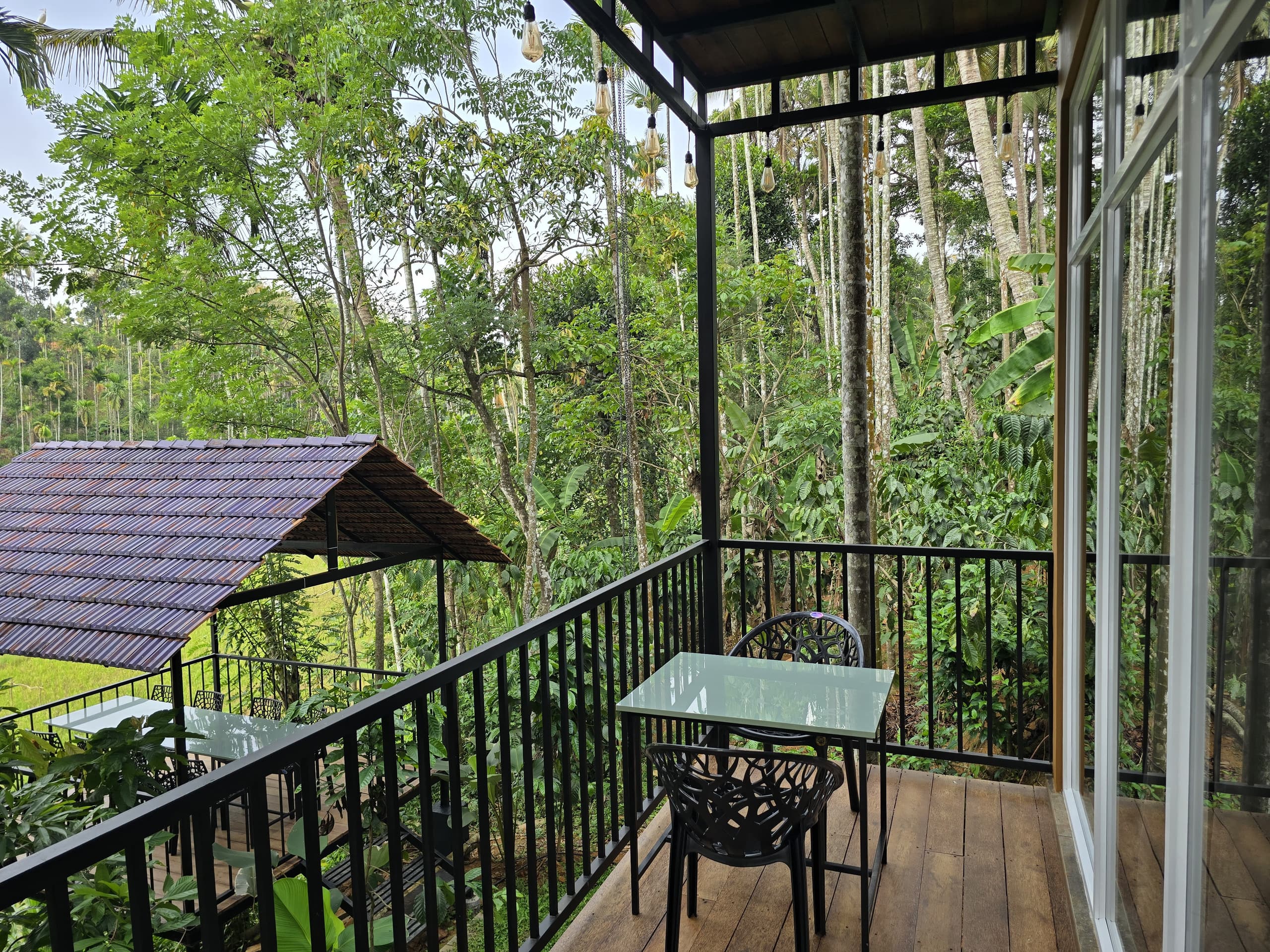 Individual Villa with Balcony - The Bliss 2