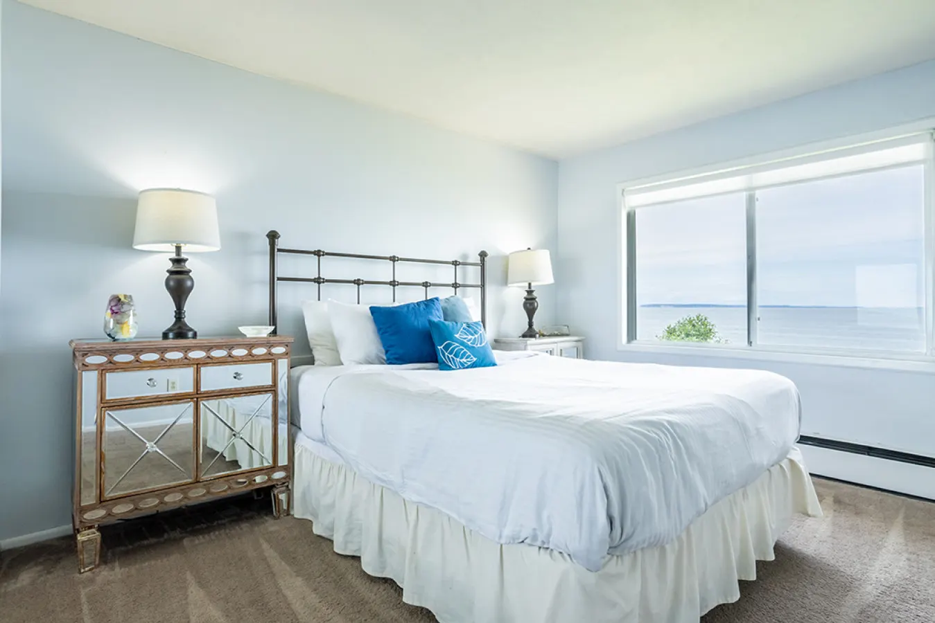 Peaceful Beachfront Getaway with Sweeping Water Views 8