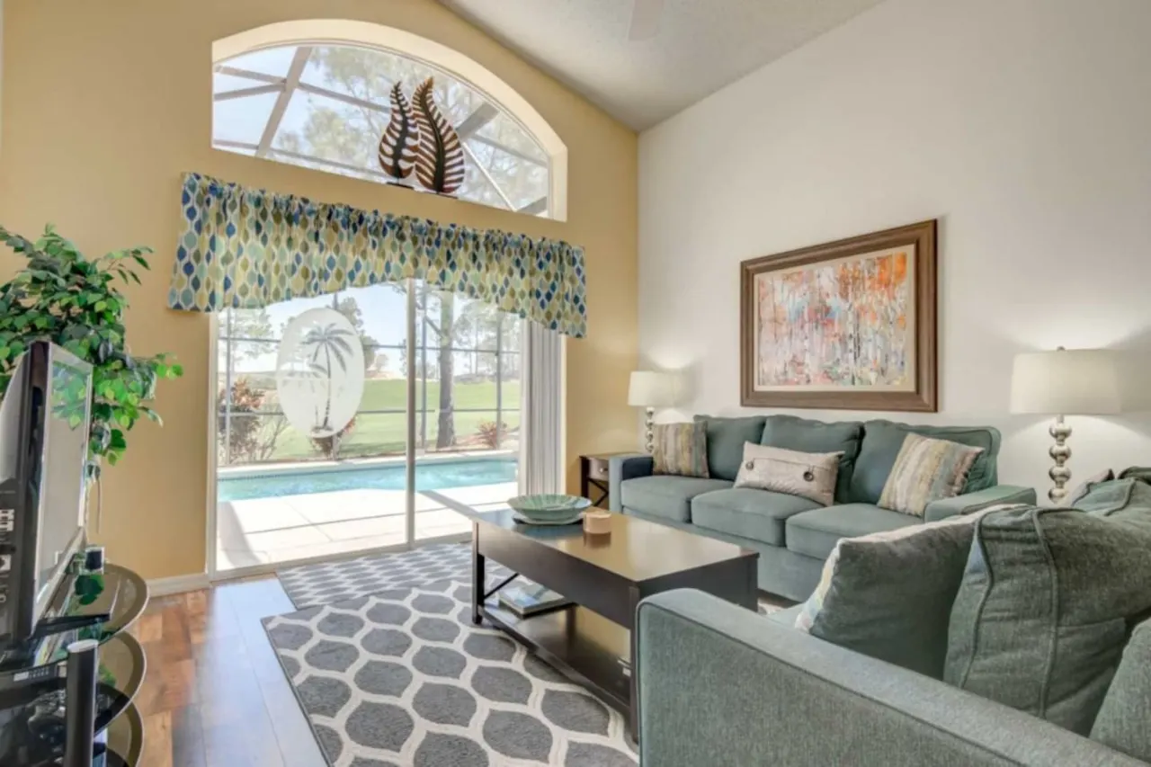 Spacious 4-Bedroom Villa with Private Pool in Southern Dunes Golf & Country Club 8