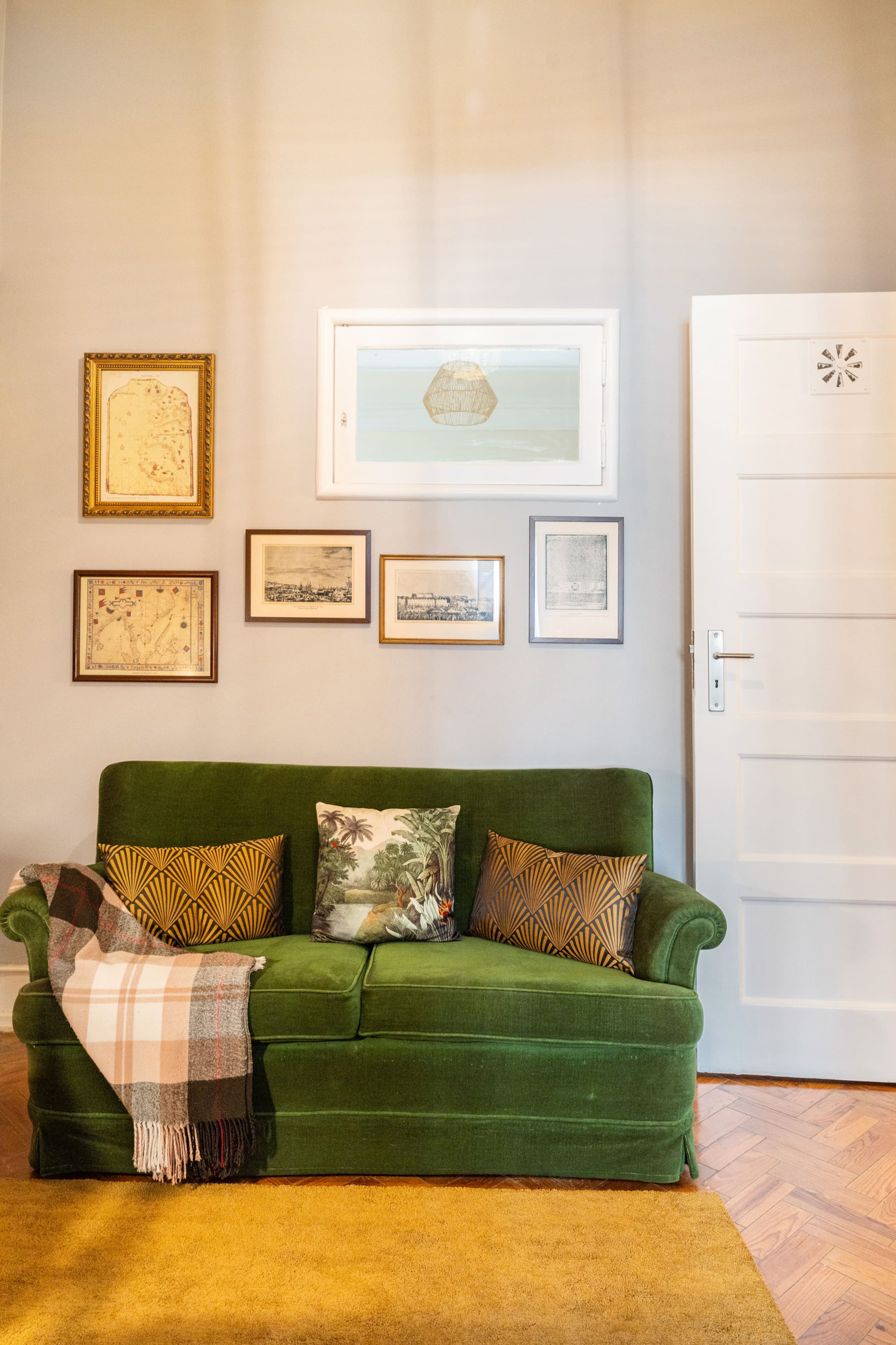 Spacious 3br w/ patio & rooftop 33