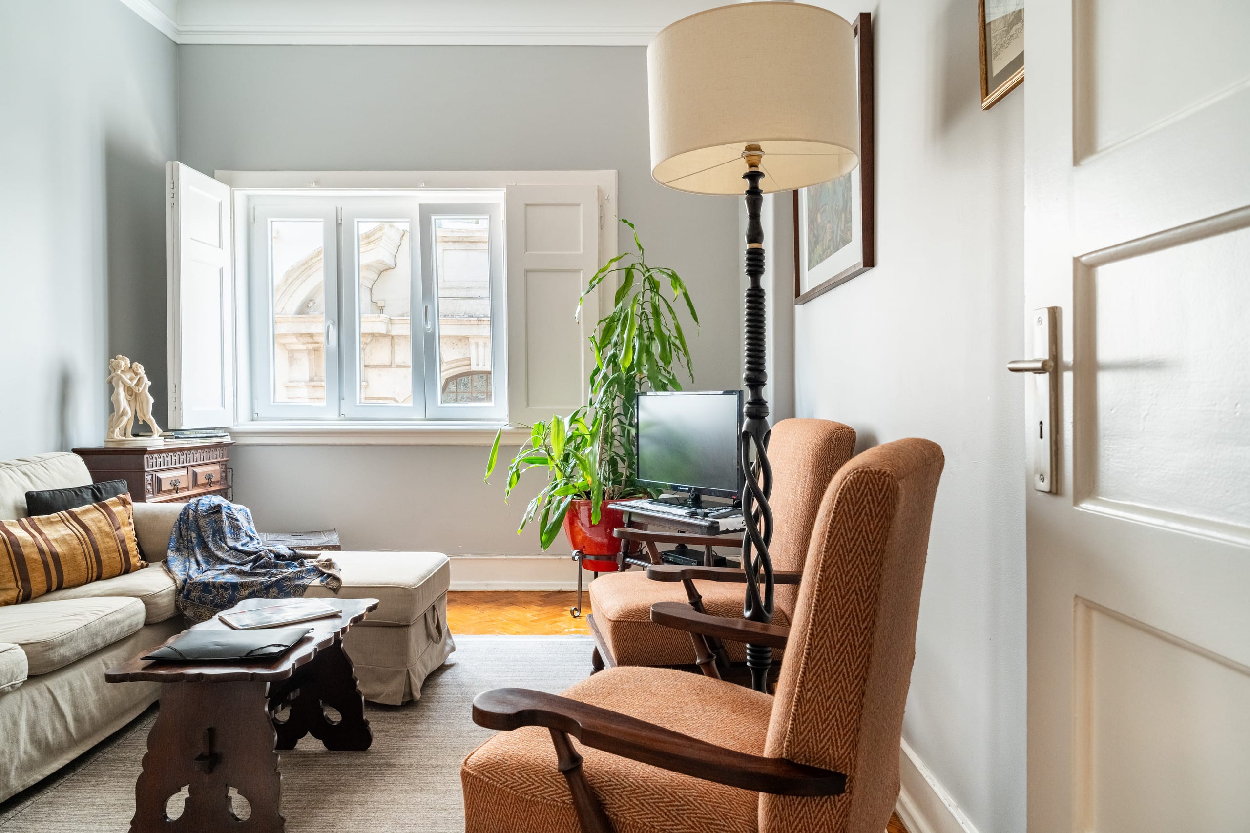 Spacious 3br w/ patio & rooftop 4