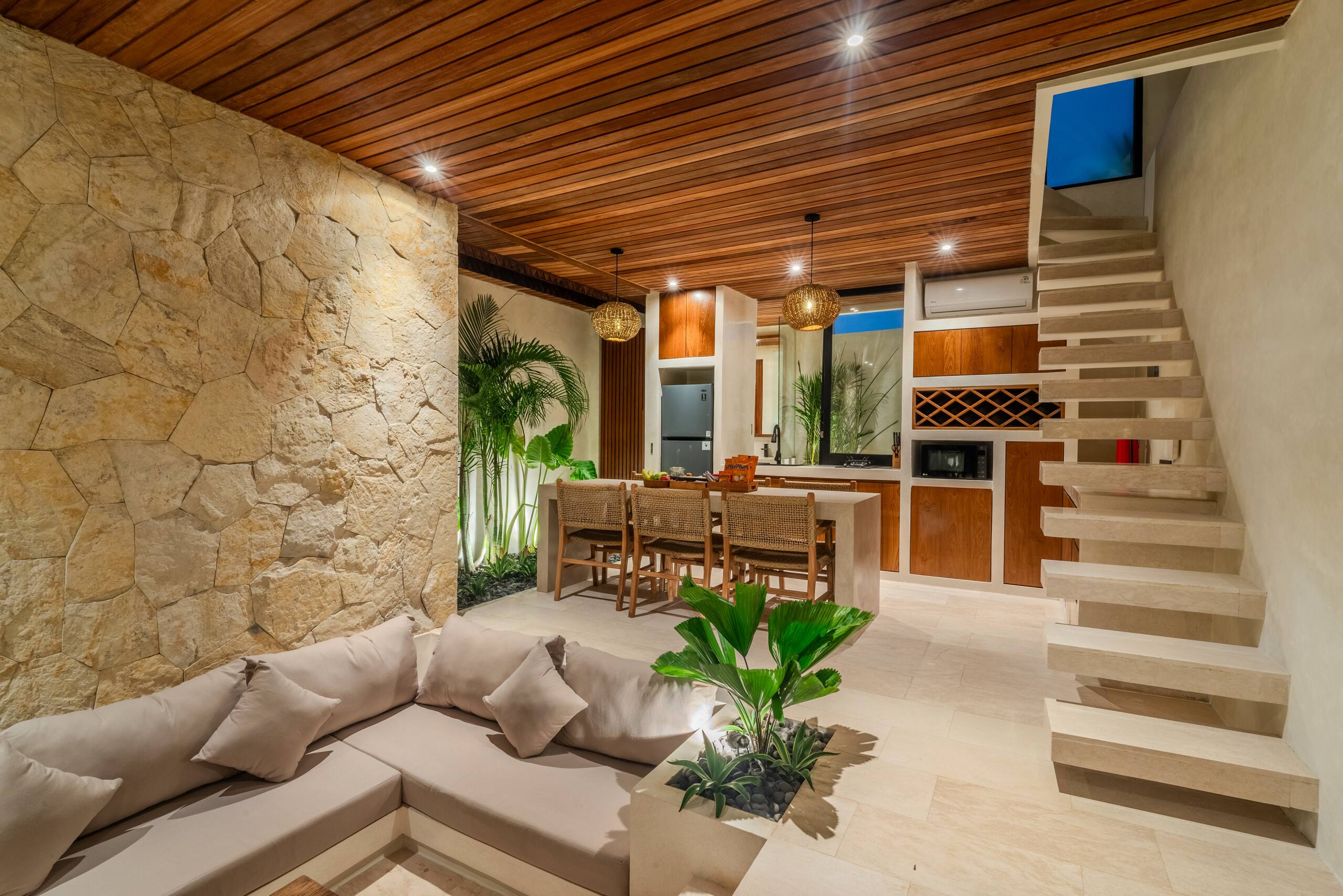 Ventara – Romantic Tropical Escape Near the Beach 10