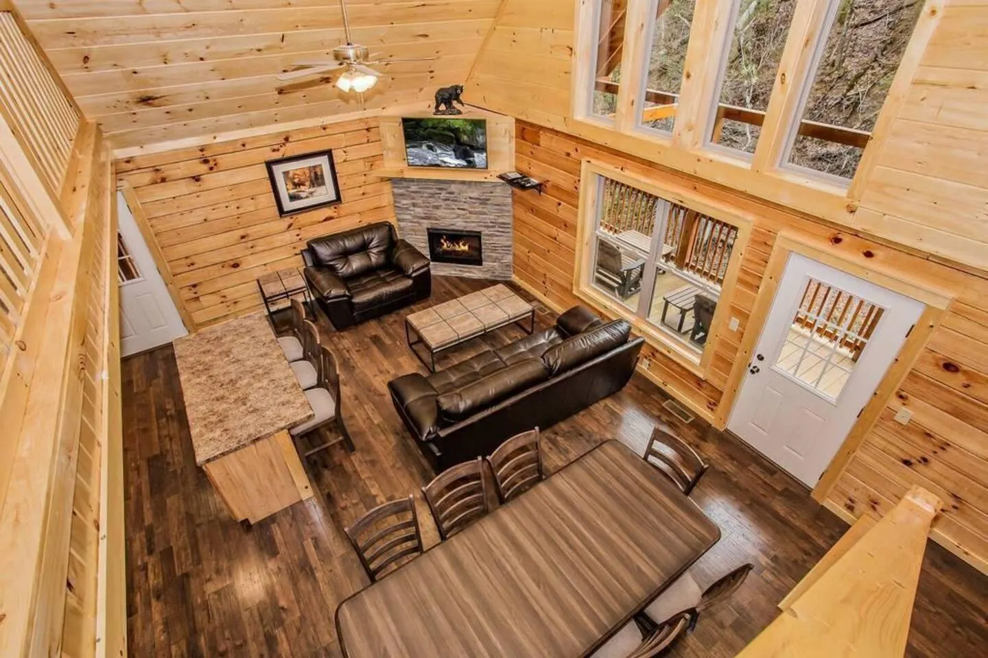 Papa Wolf's Cabin - POOL Community — photo 4