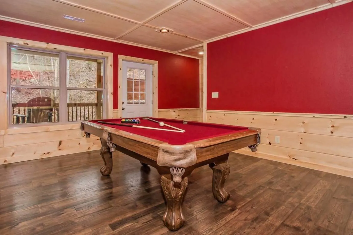 Papa Wolf's Cabin - POOL Community — photo 5