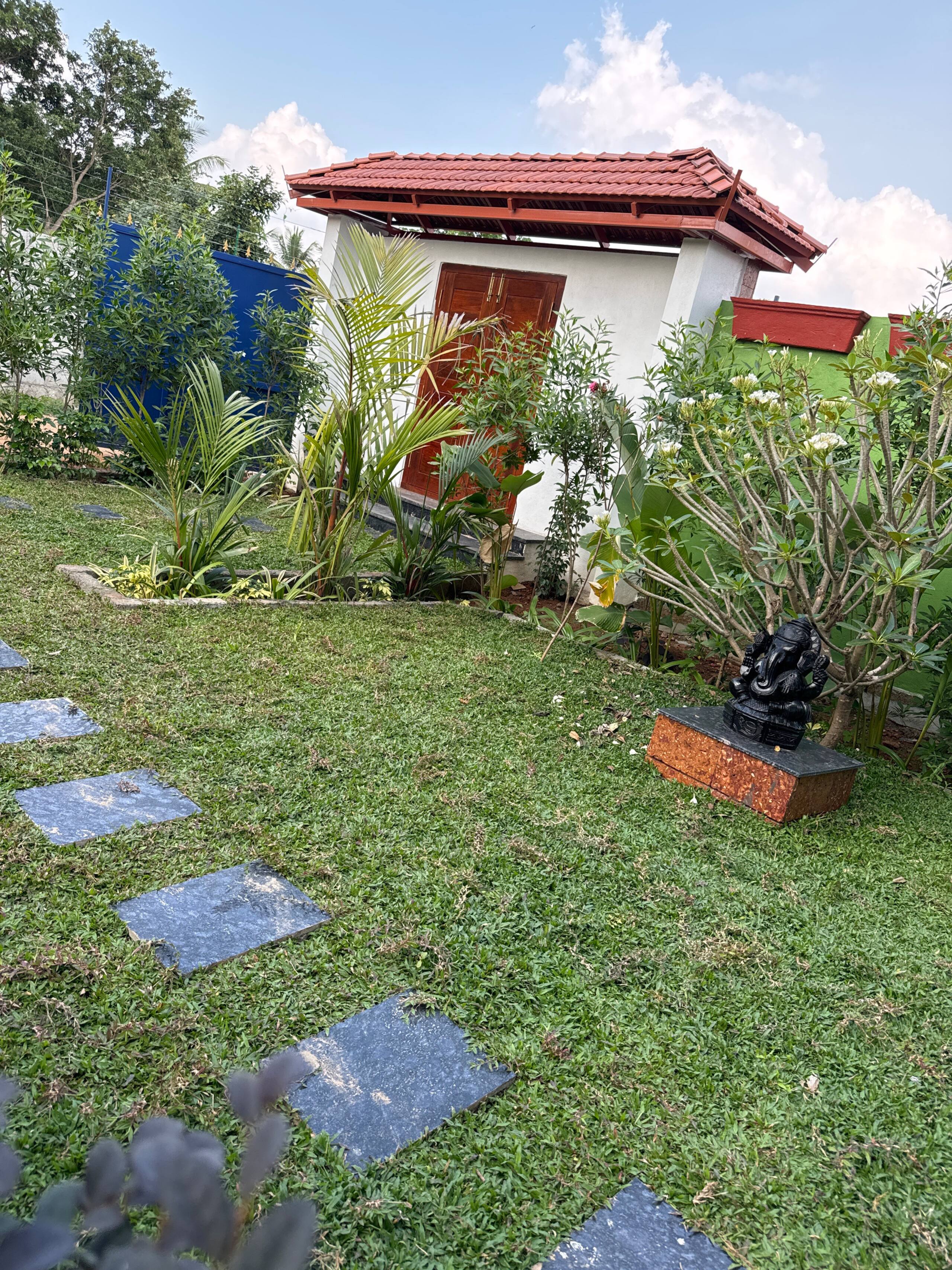 Bali style private Pool villa,2 bedrooms & kitchen — photo 3
