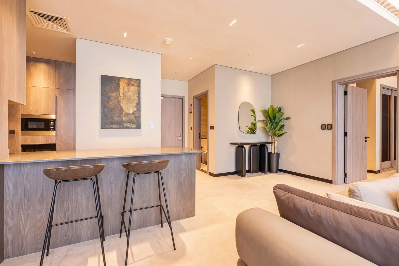 Exclusive Palm Home Next to Mall w/ Private Beach 13