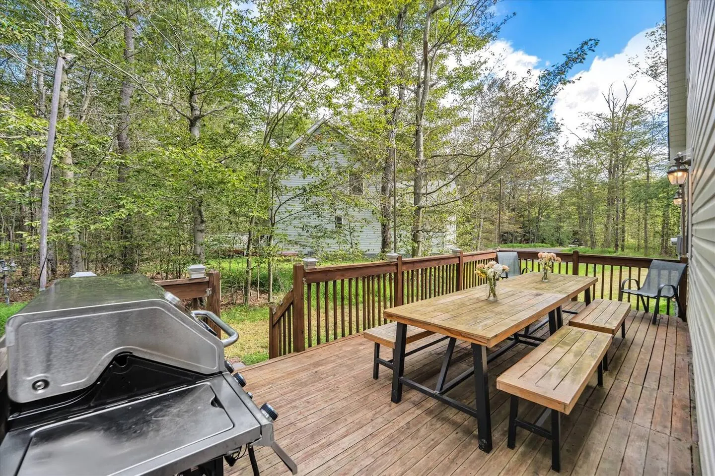 Family Hideaway w/ HotTub Arcade PoolTable FirePit 13