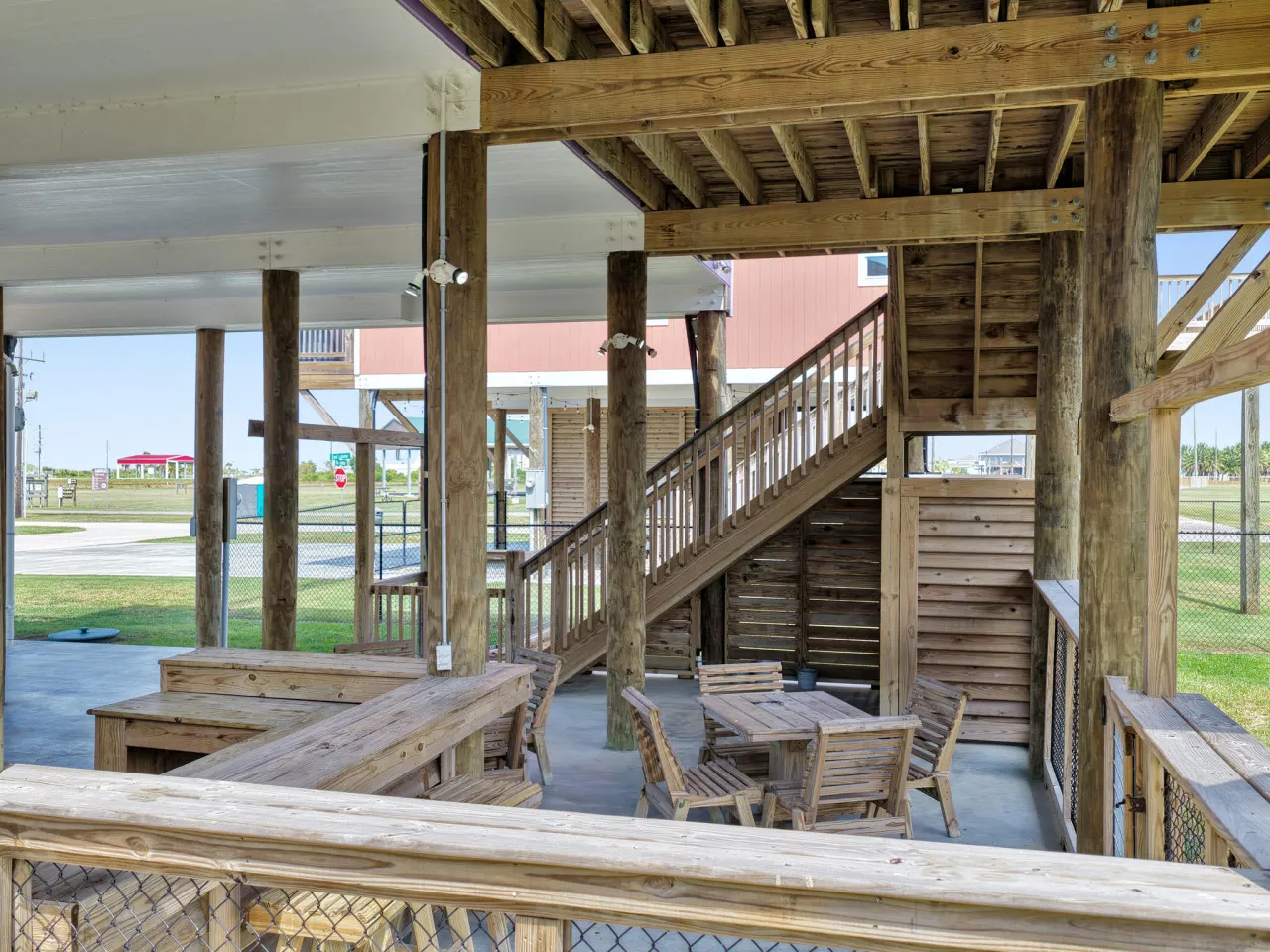 Egret Escape, Sleeps 14, 4 Bedrooms, Fully Fenced Back Yard, Play Set, Walk to Beach, In Town, Pet & Kid Friendly 20