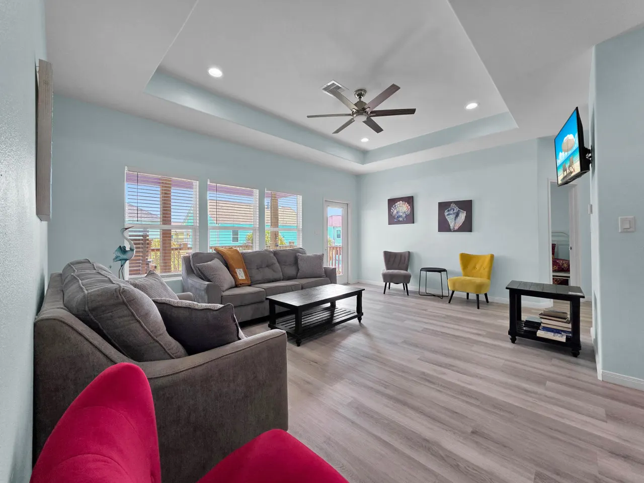 Egret Escape, Sleeps 14, 4 Bedrooms, Fully Fenced Back Yard, Play Set, Walk to Beach, In Town, Pet & Kid Friendly 6