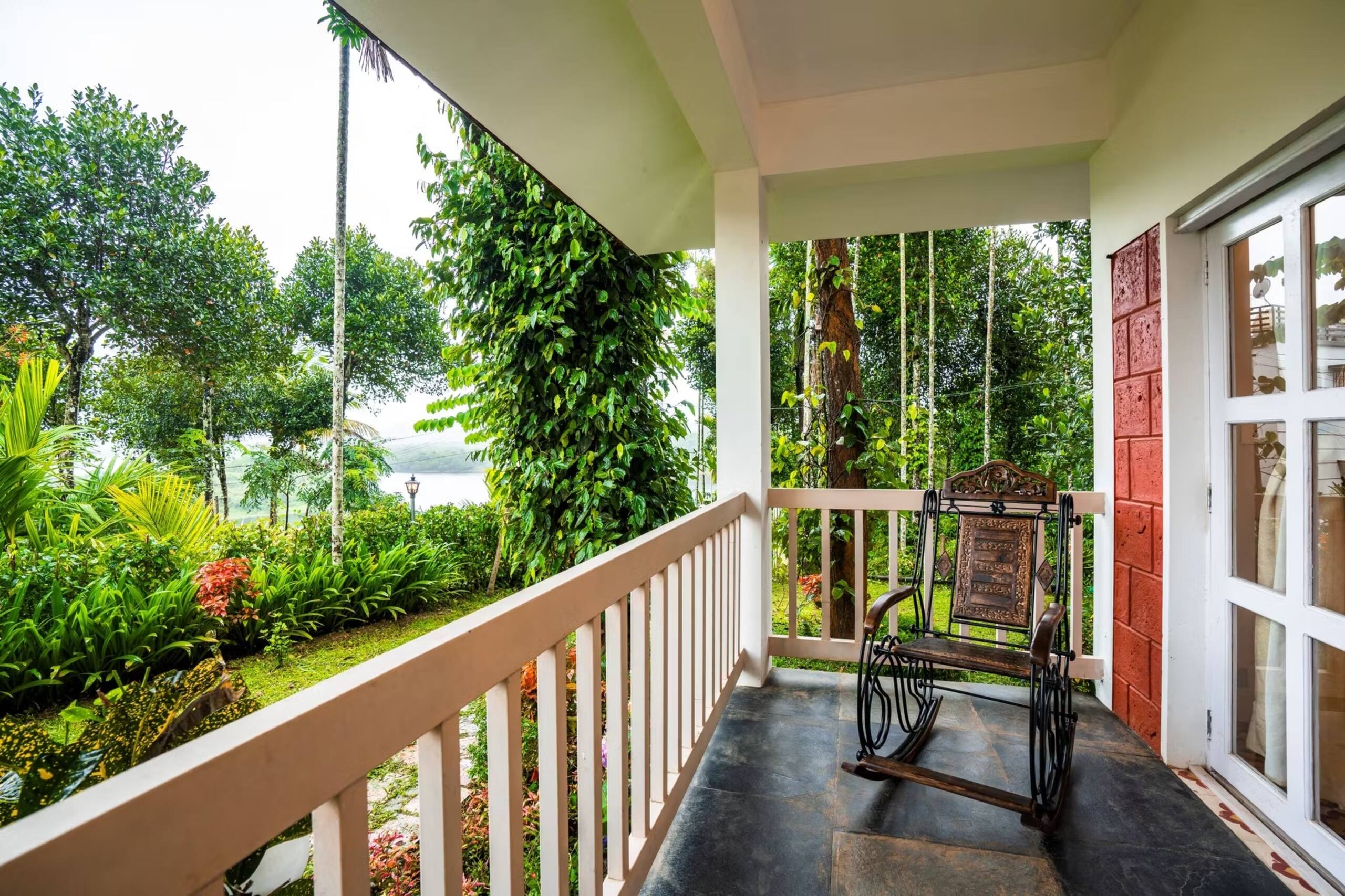 Entire Premium Homes in Karapuzha, Wayanad 6