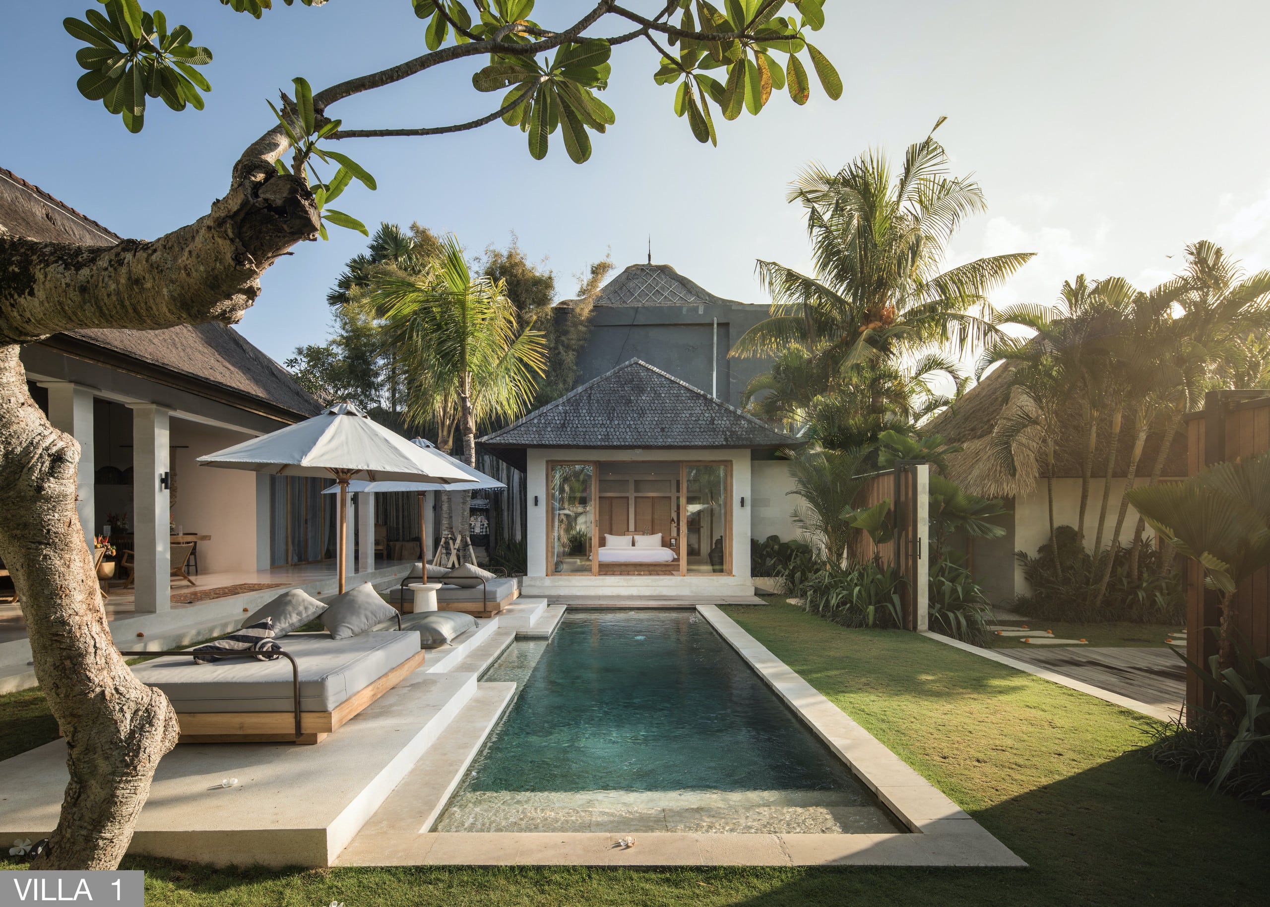 Designer Lux 7 Bed Villa near Beach & KuDeTa 25
