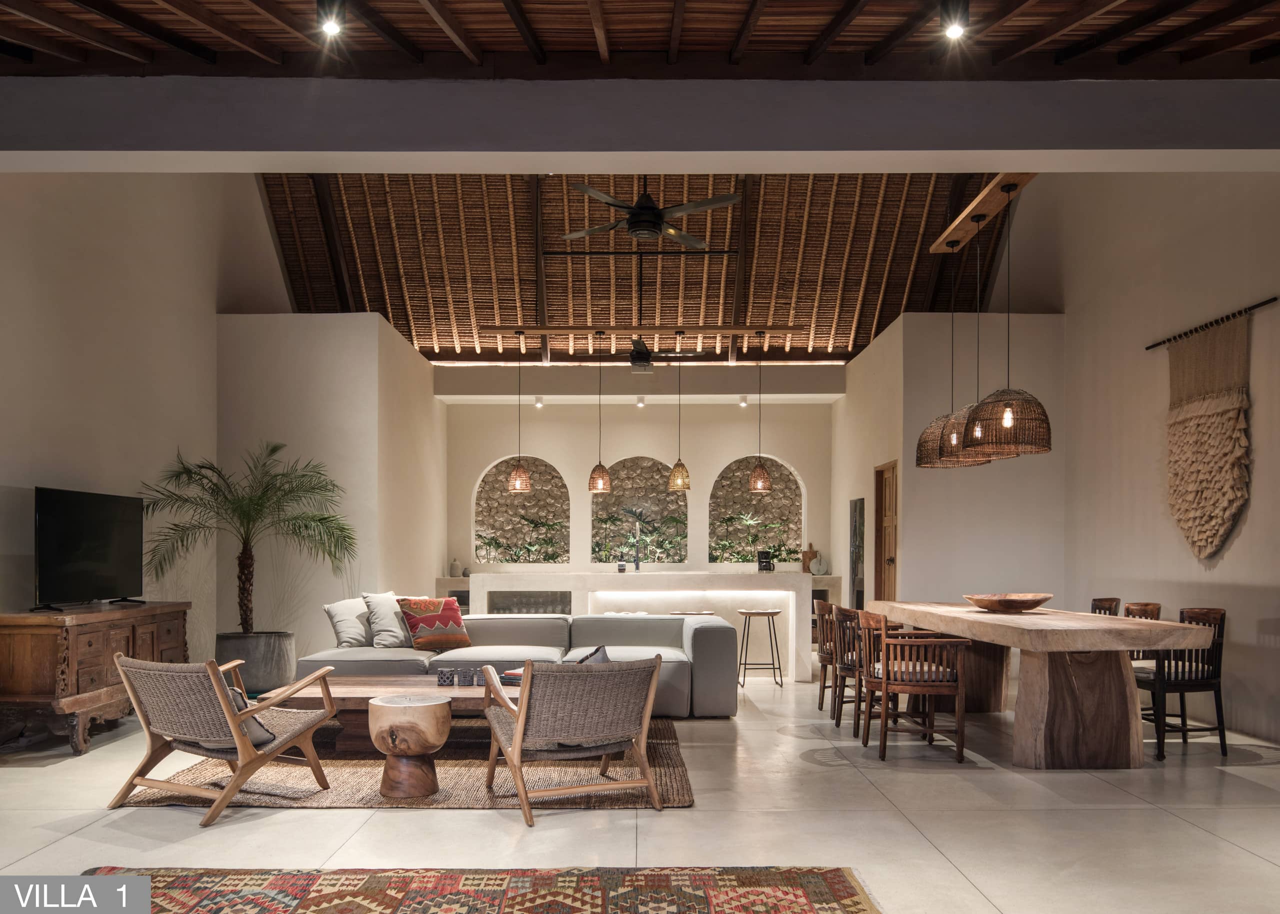 Designer Lux 7 Bed Villa near Beach & KuDeTa 21
