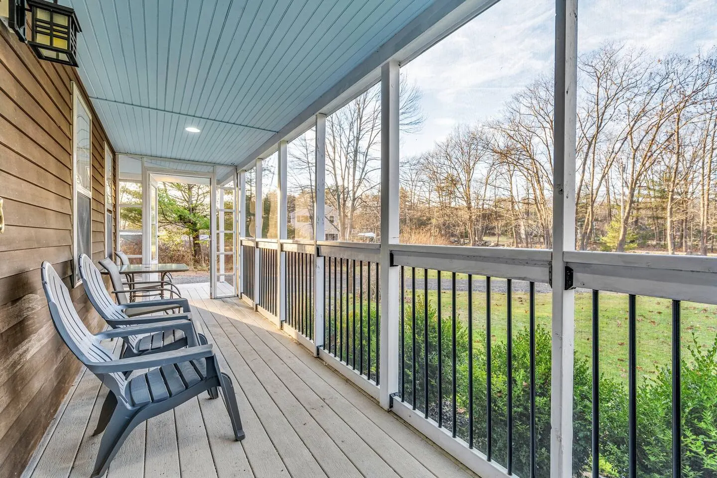 Fenced Yard King Bed Close 2 Beaches & Kport 11