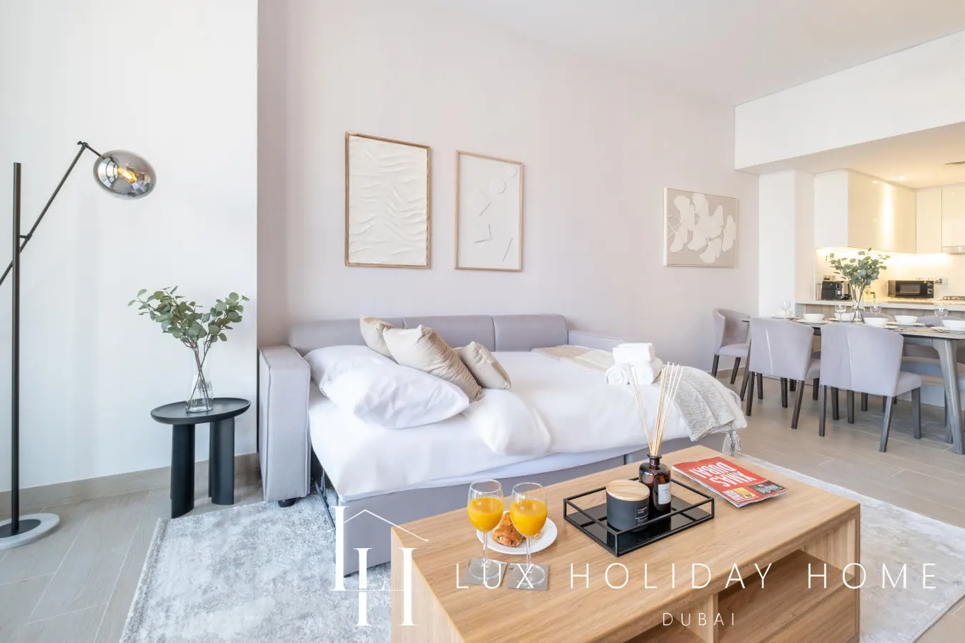 LUX LIV Contemporary Full Marina View Suite 9