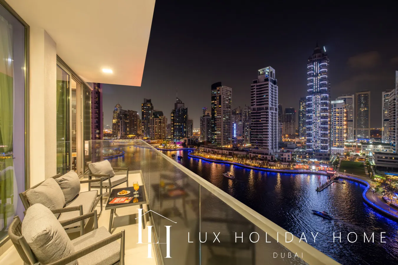 LUX LIV Contemporary Full Marina View Suite 10