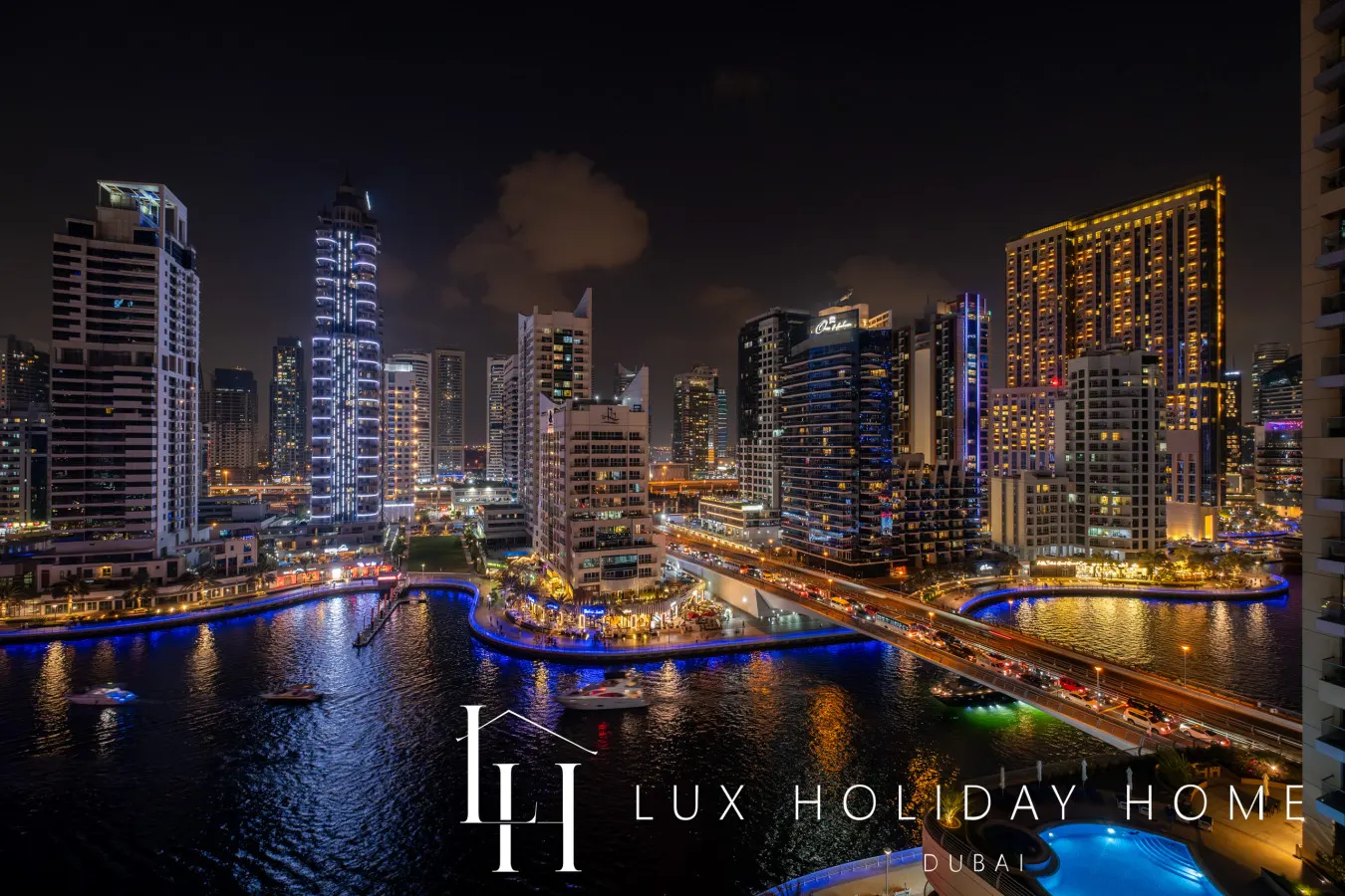 LUX LIV Contemporary Full Marina View Suite 19