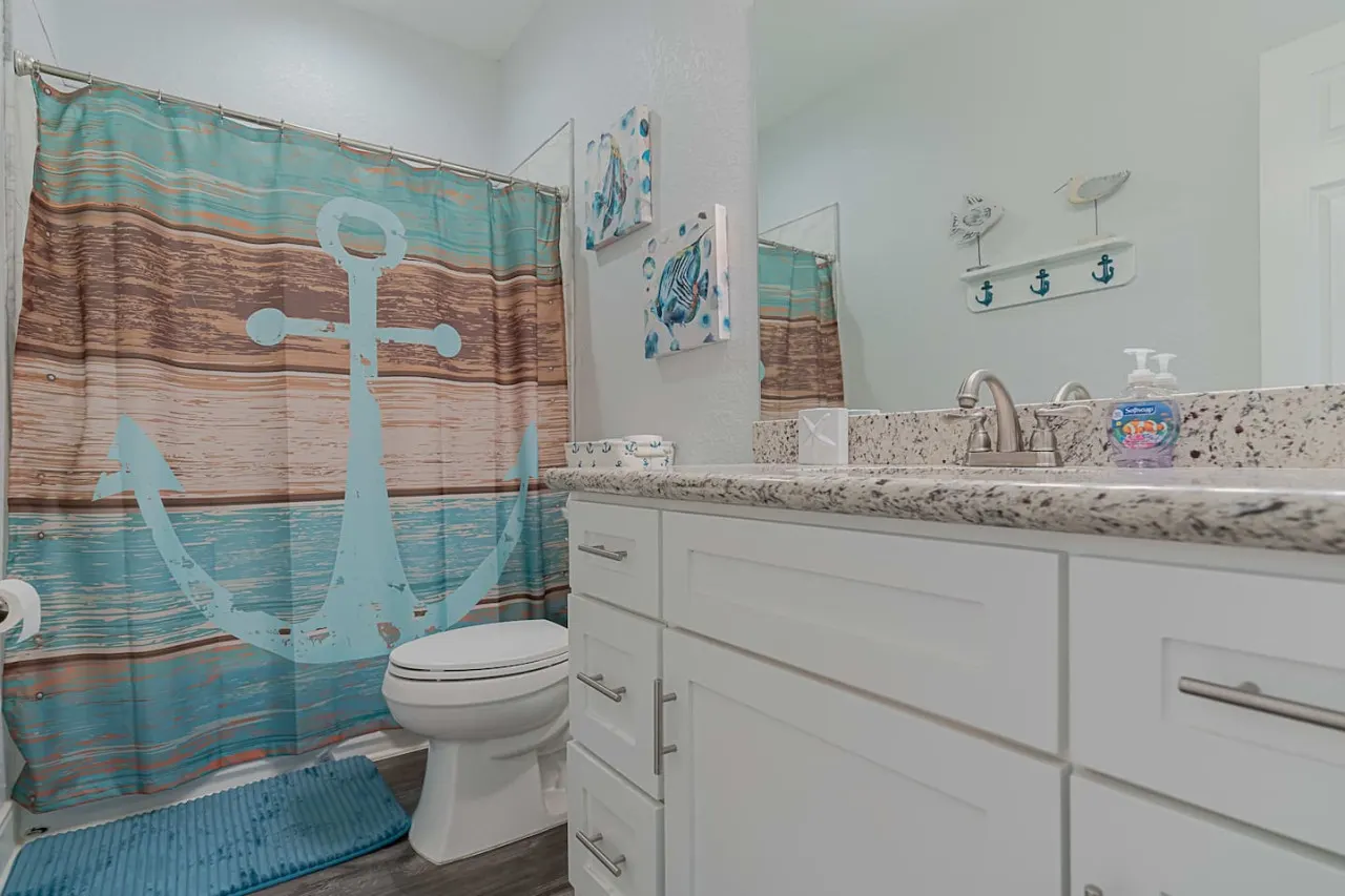 The Coast is Clear! Great Home By Beach & Bay 19
