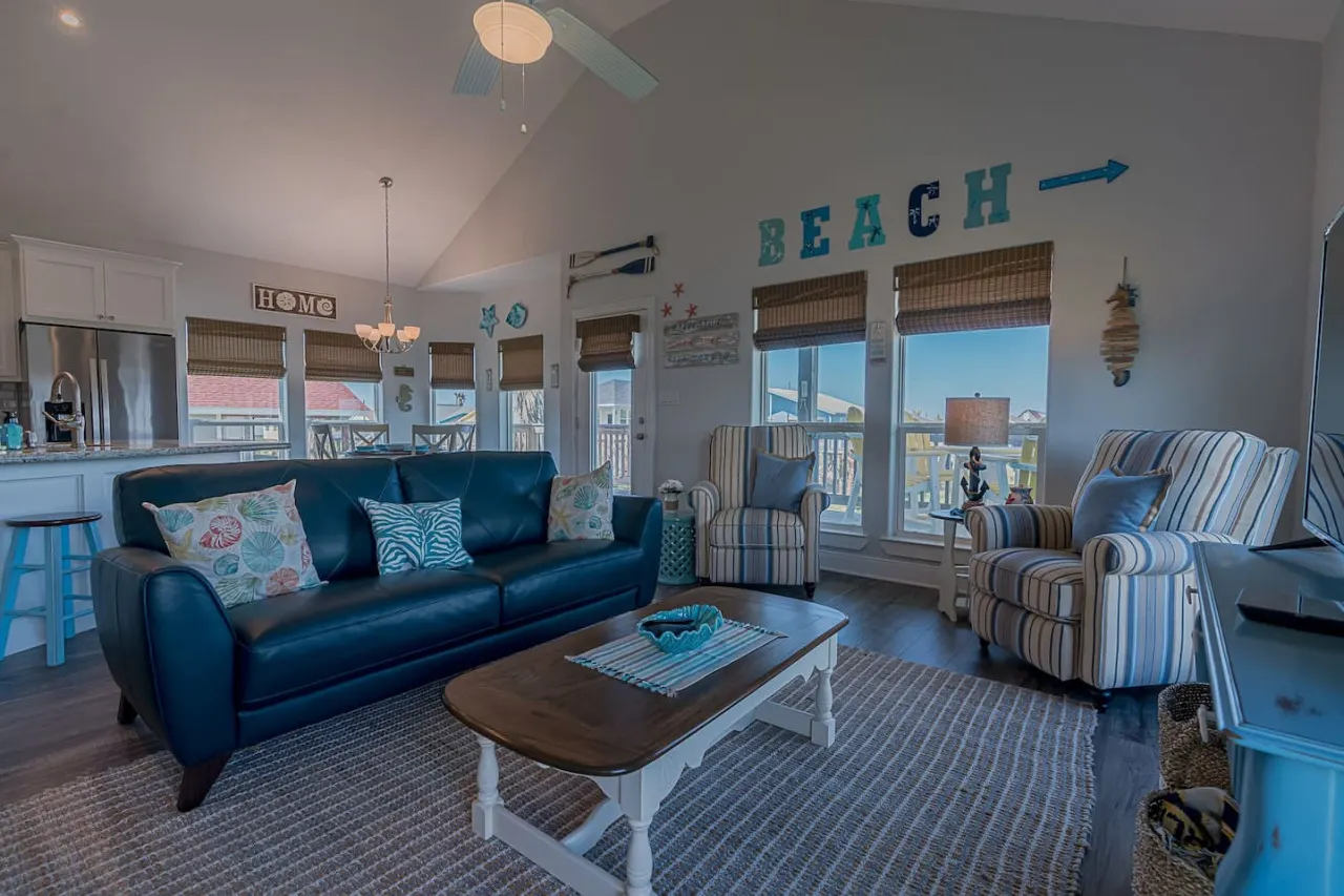 The Coast is Clear! Great Home By Beach & Bay 5