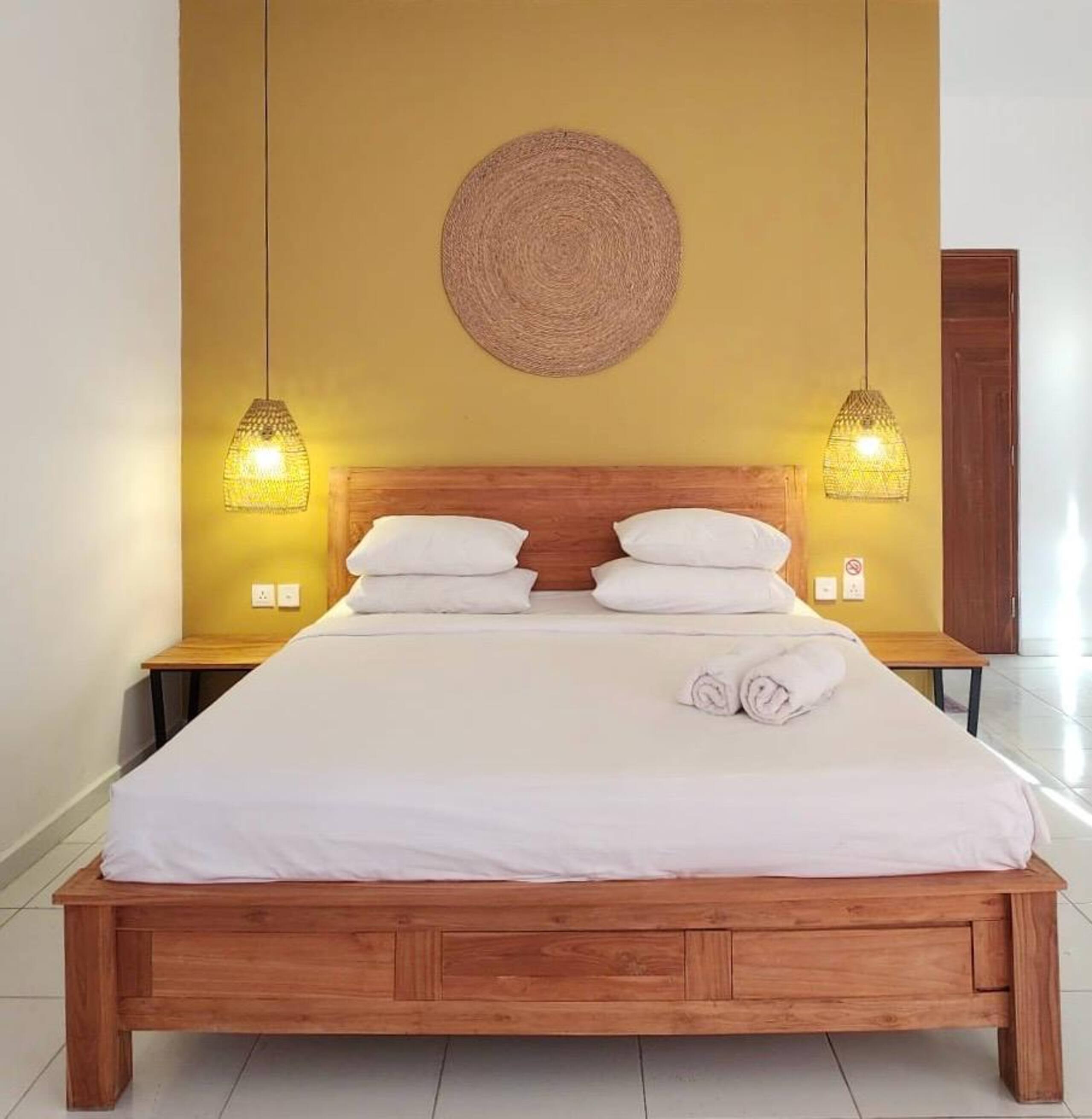 Suite 5-1 BR w' Balcony in Canggu 6
