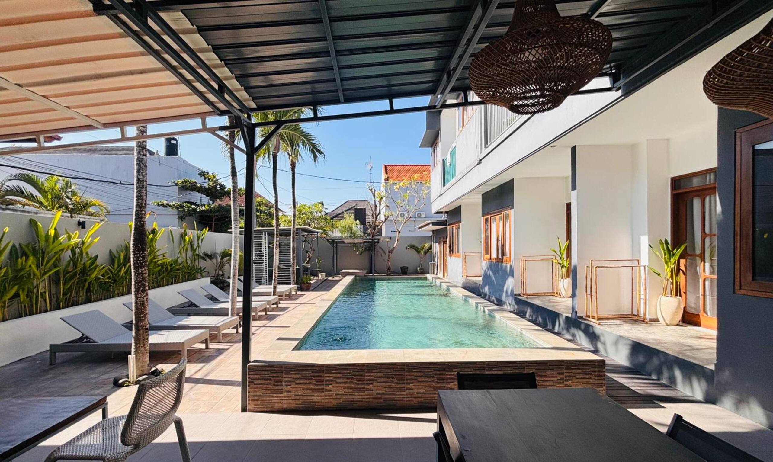 Suite 5-1 BR w' Balcony in Canggu 8
