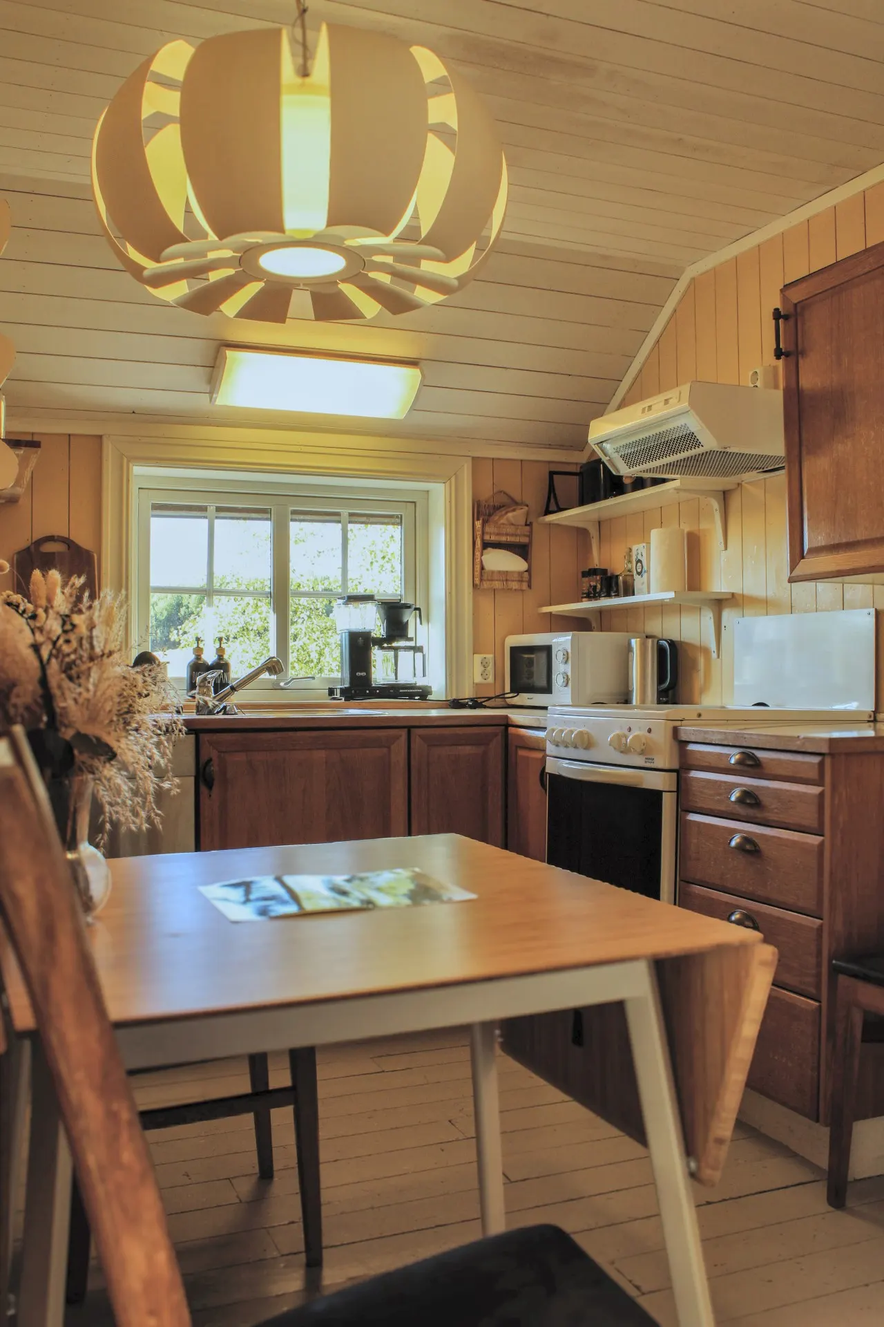 Up Mormor WonderInn Riverside 11