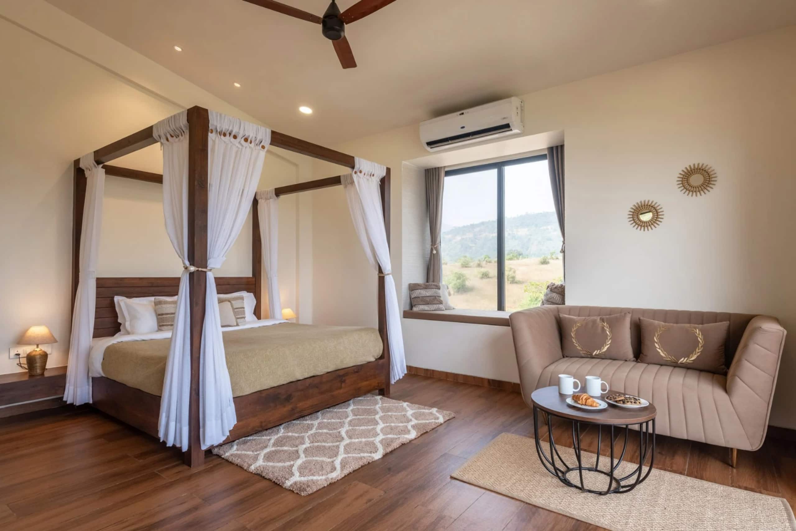 Luxury Evara Villa Pool +Jacuzzi+Lake touch Pawna 14