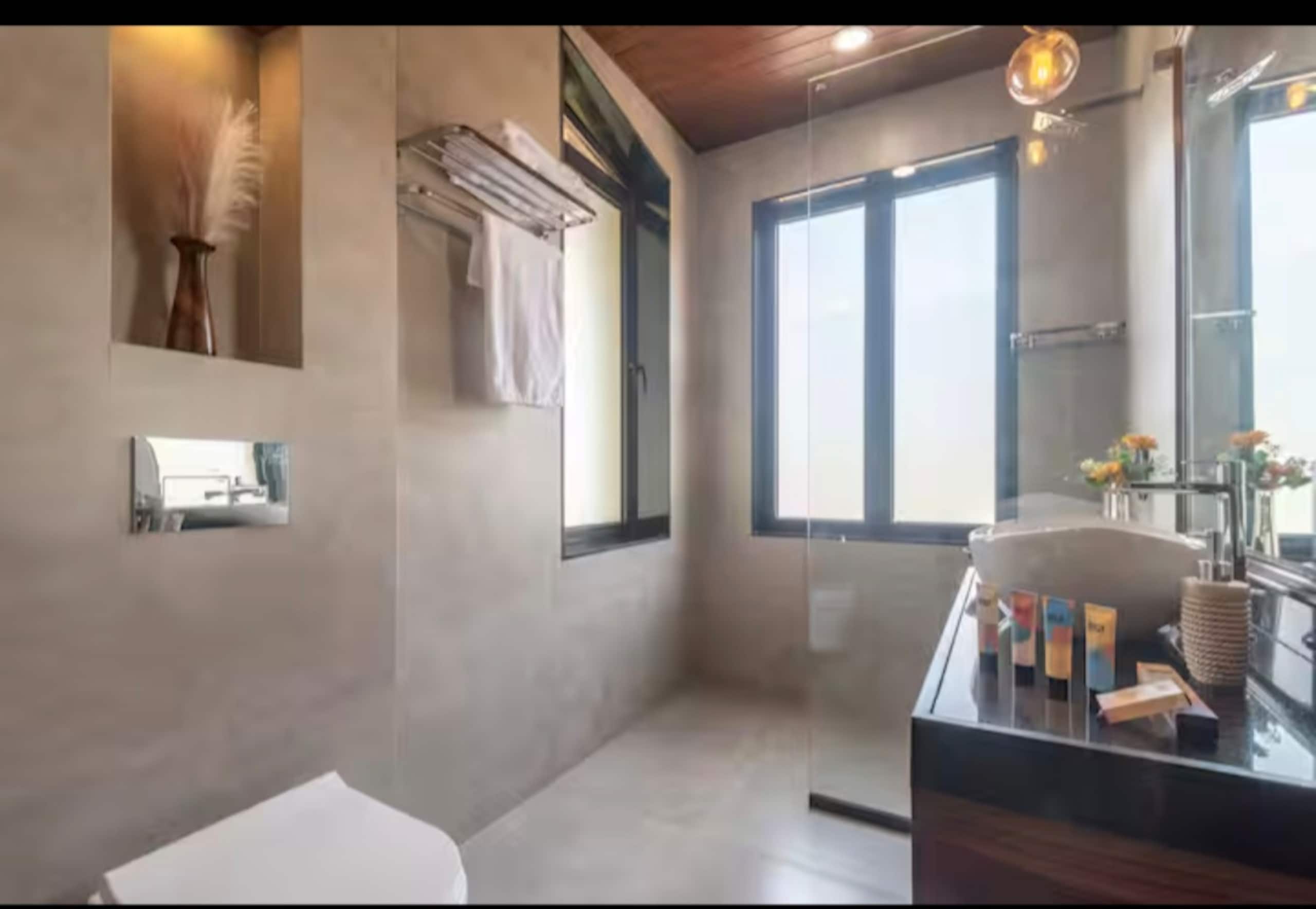 Luxury Evara Villa Pool +Jacuzzi+Lake touch Pawna 23