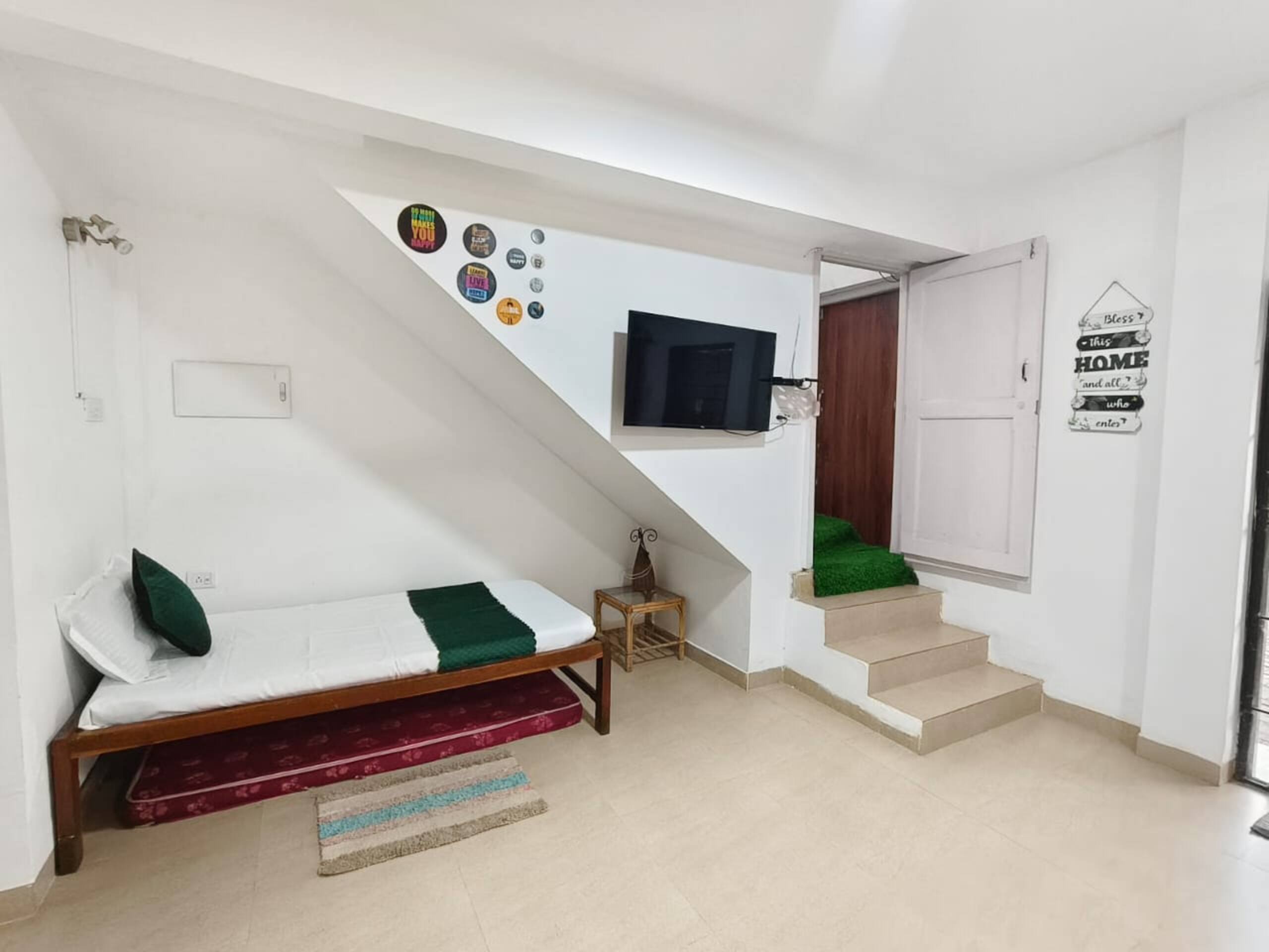 2bhk Candolim Pvt Villa Beach 450mtr WiFi Backup 14