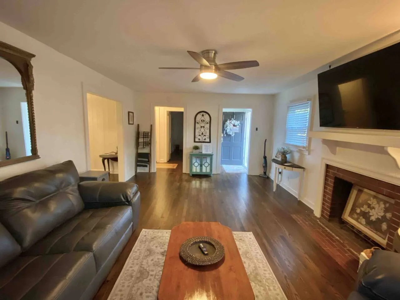 Kennesaw 2BR Cottage Walk Downtown, Dog Friendly 10