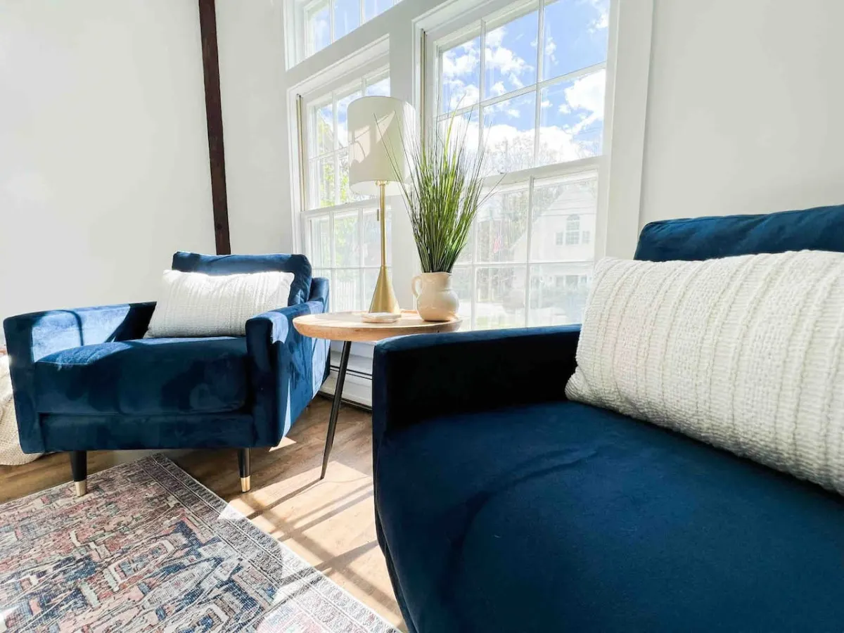 Spacious, Modern Getaway Minutes to Skiing 7