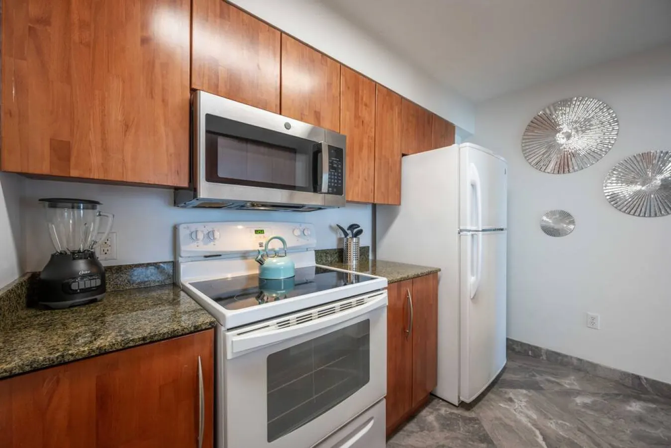 High floor unit 3 bedrooms in the heart of Miami 15