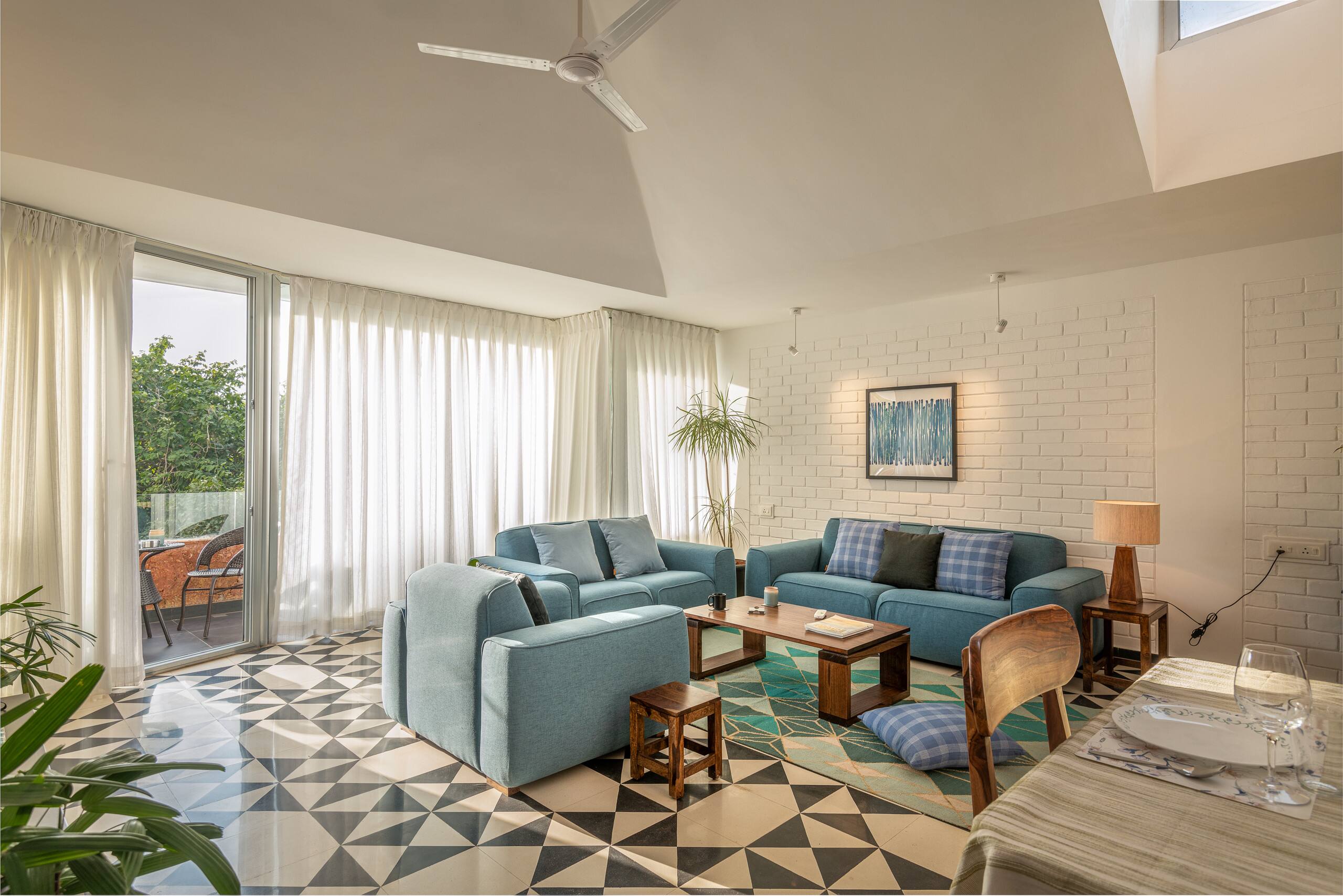 ElArbol |Aesthetic Apt |Pvt Balcony | Wifi | Ac 8