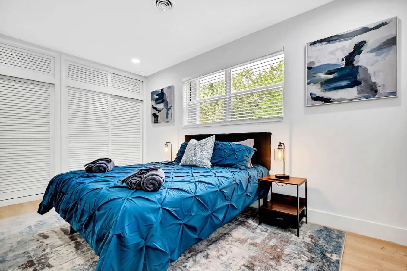 Private Hollywood Oasis, Heated, Pool Spa and BBQ 19