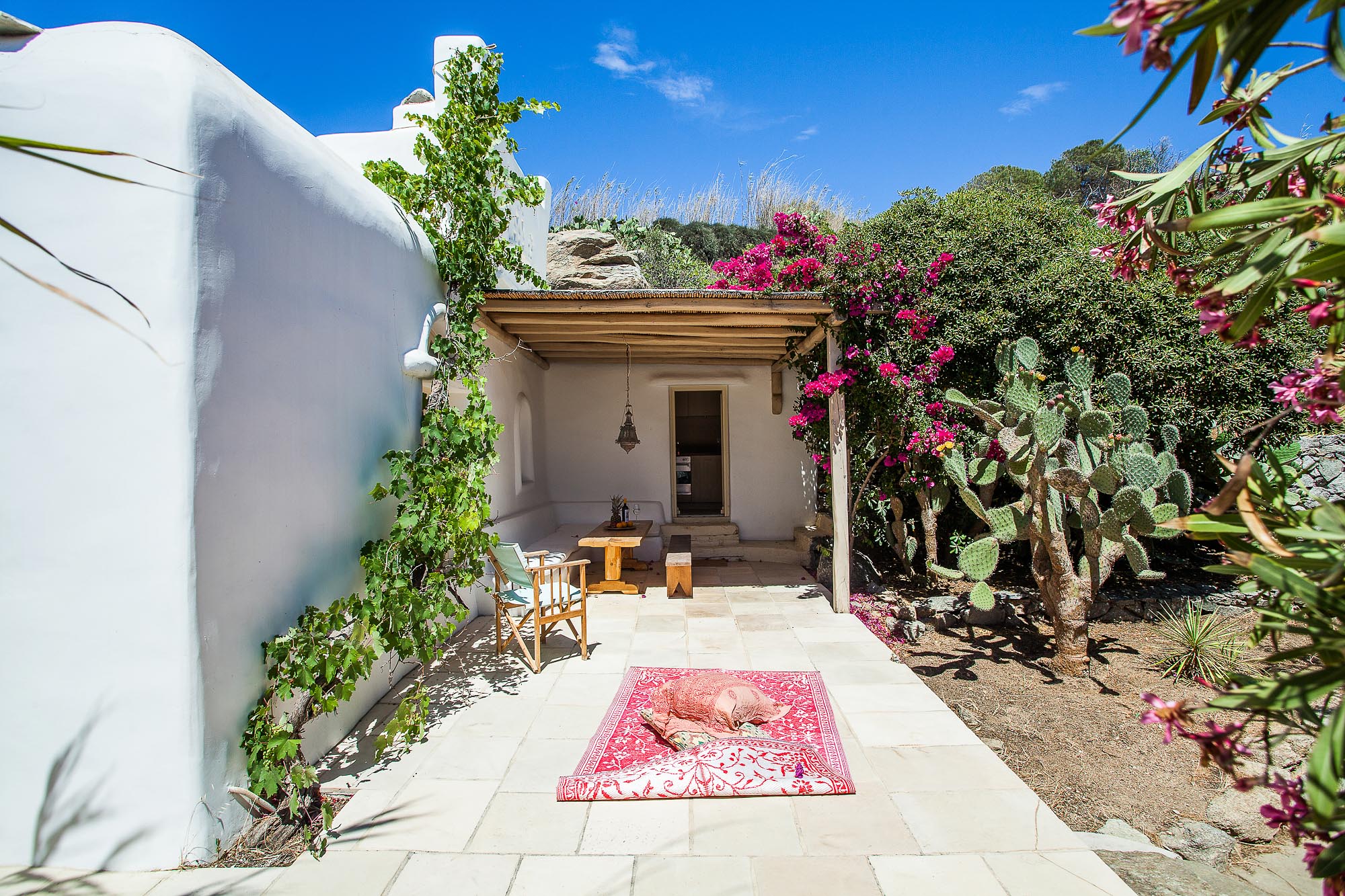 Eclectic & Artistic house in Mykonos town 17