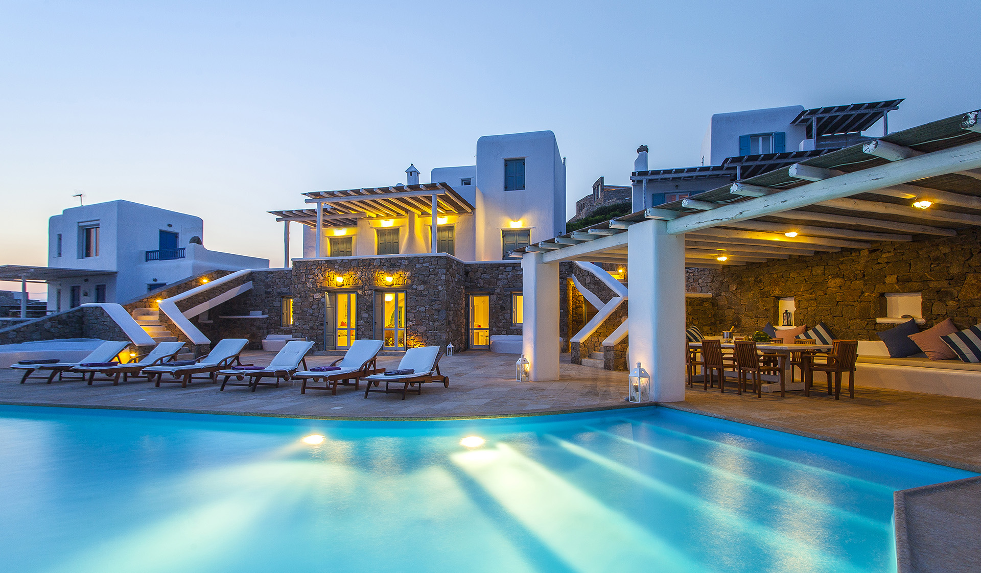 Eclectic & Artistic house in Mykonos town 8