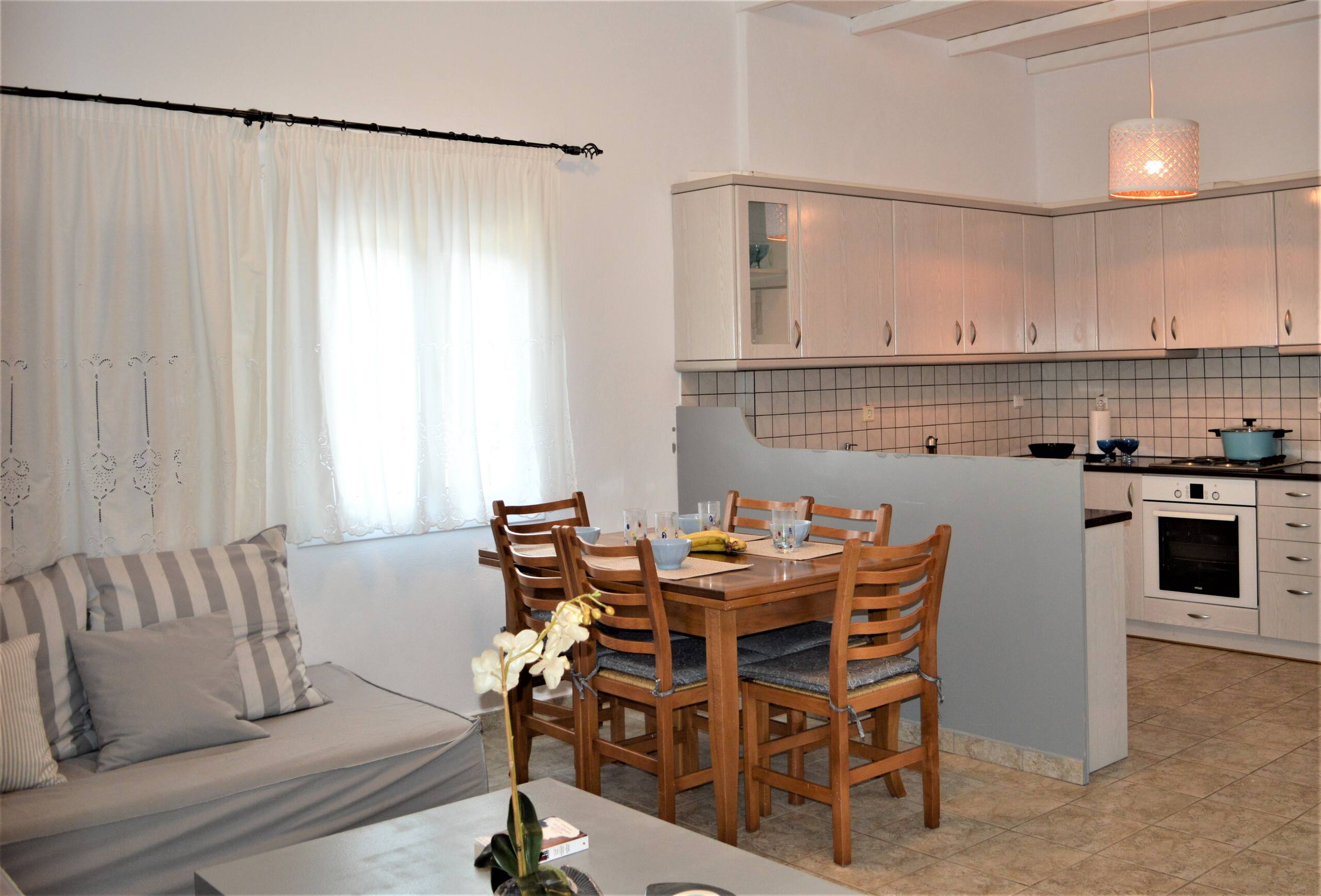 Seas the Day\n2 bedroom cycladic house 16