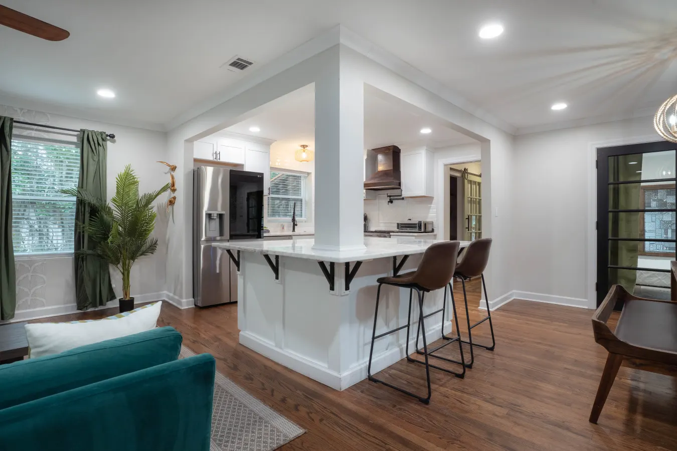 Luxury Savannah Retreat (Heated Pool+Pet Friendly) 10