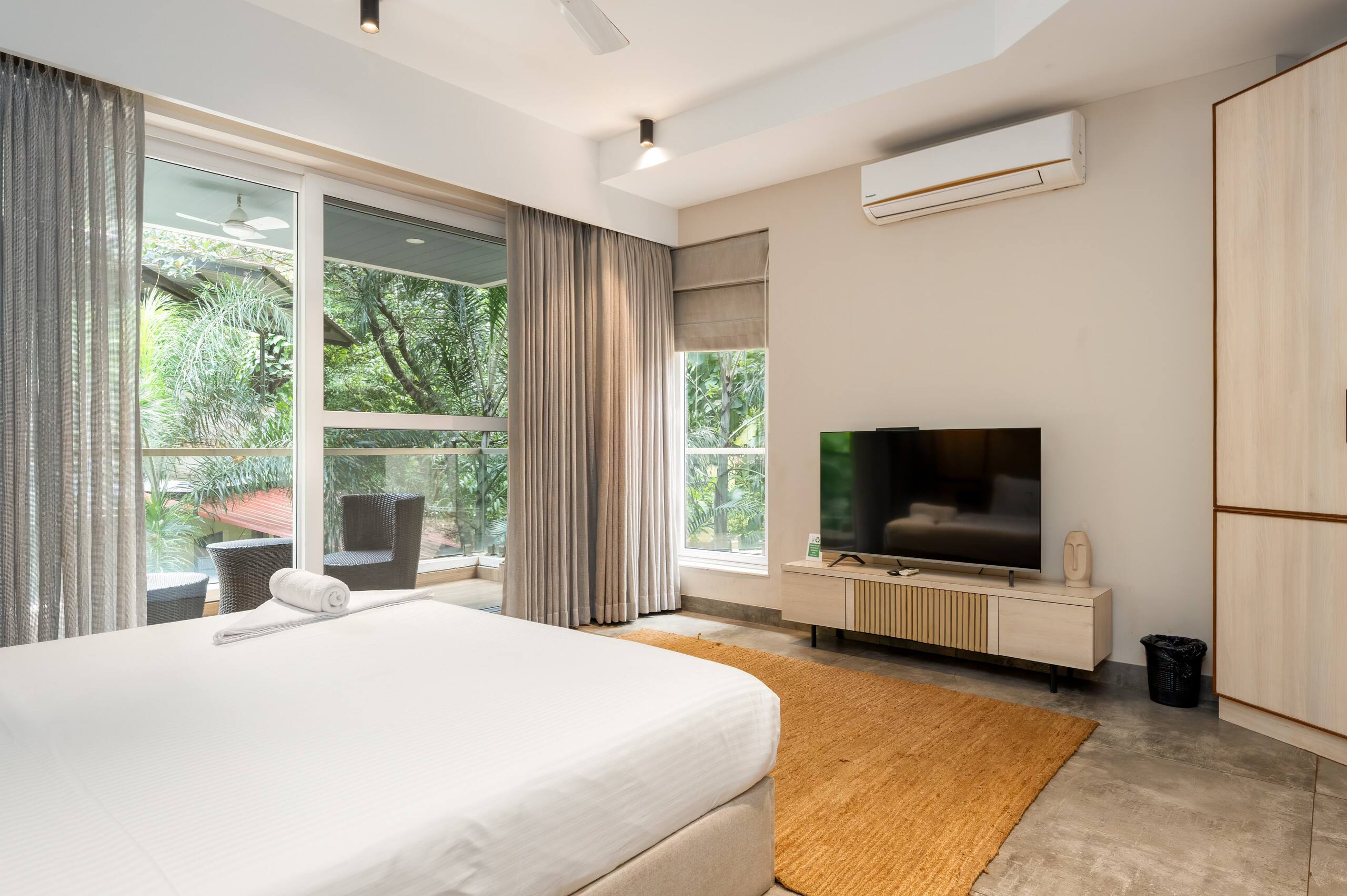Sereno Yugen 4bhk villa pvt pool & breakfast cook 29